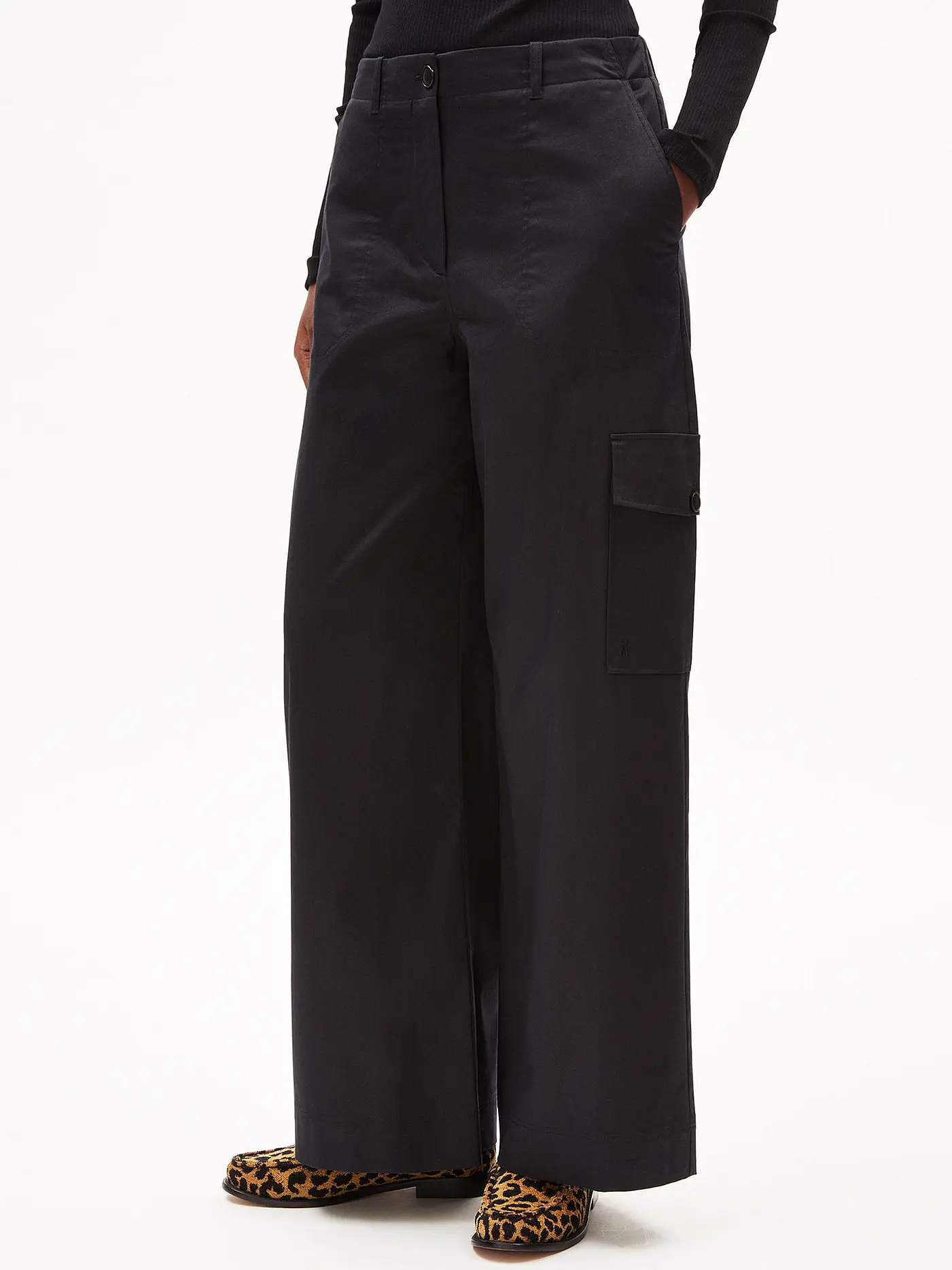 ARMEDANGELS | Cargohose CATIAA | schwarz