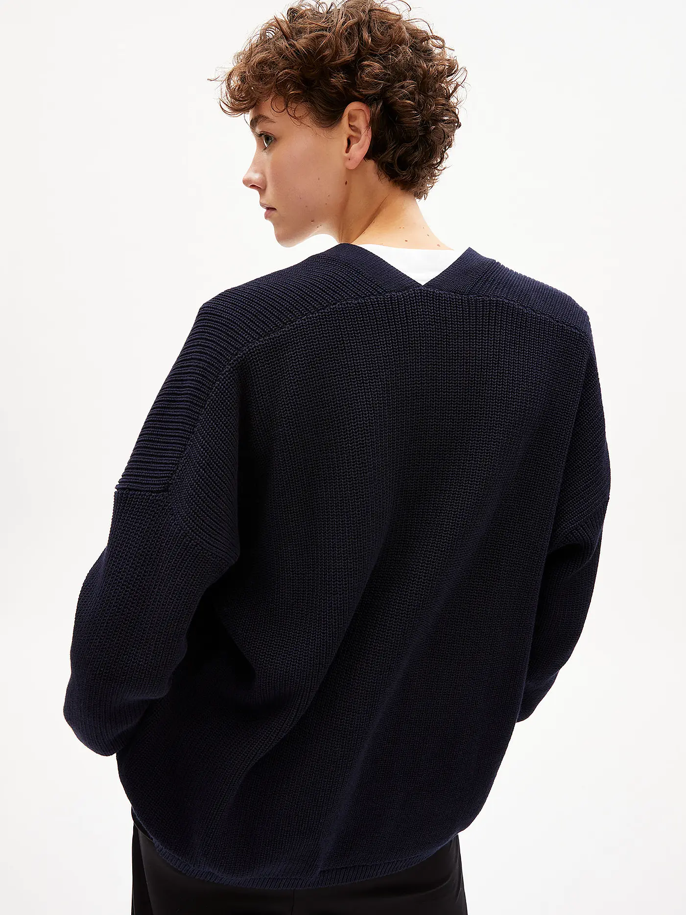 ARMEDANGELS | Strickjacke Loose Fit VIDANAA | dunkelblau