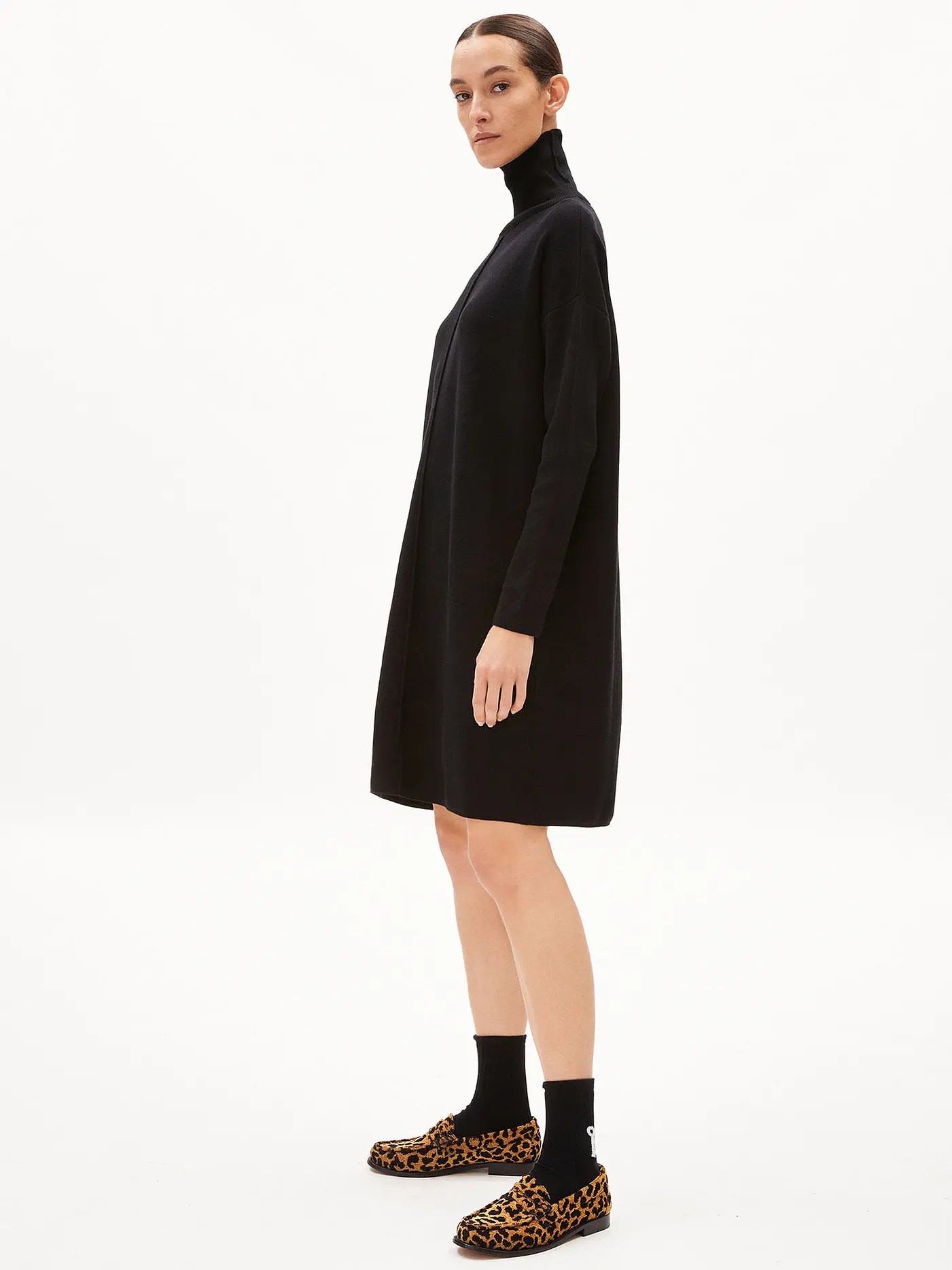 ARMEDANGELS | Strickkleid STINIAA | schwarz