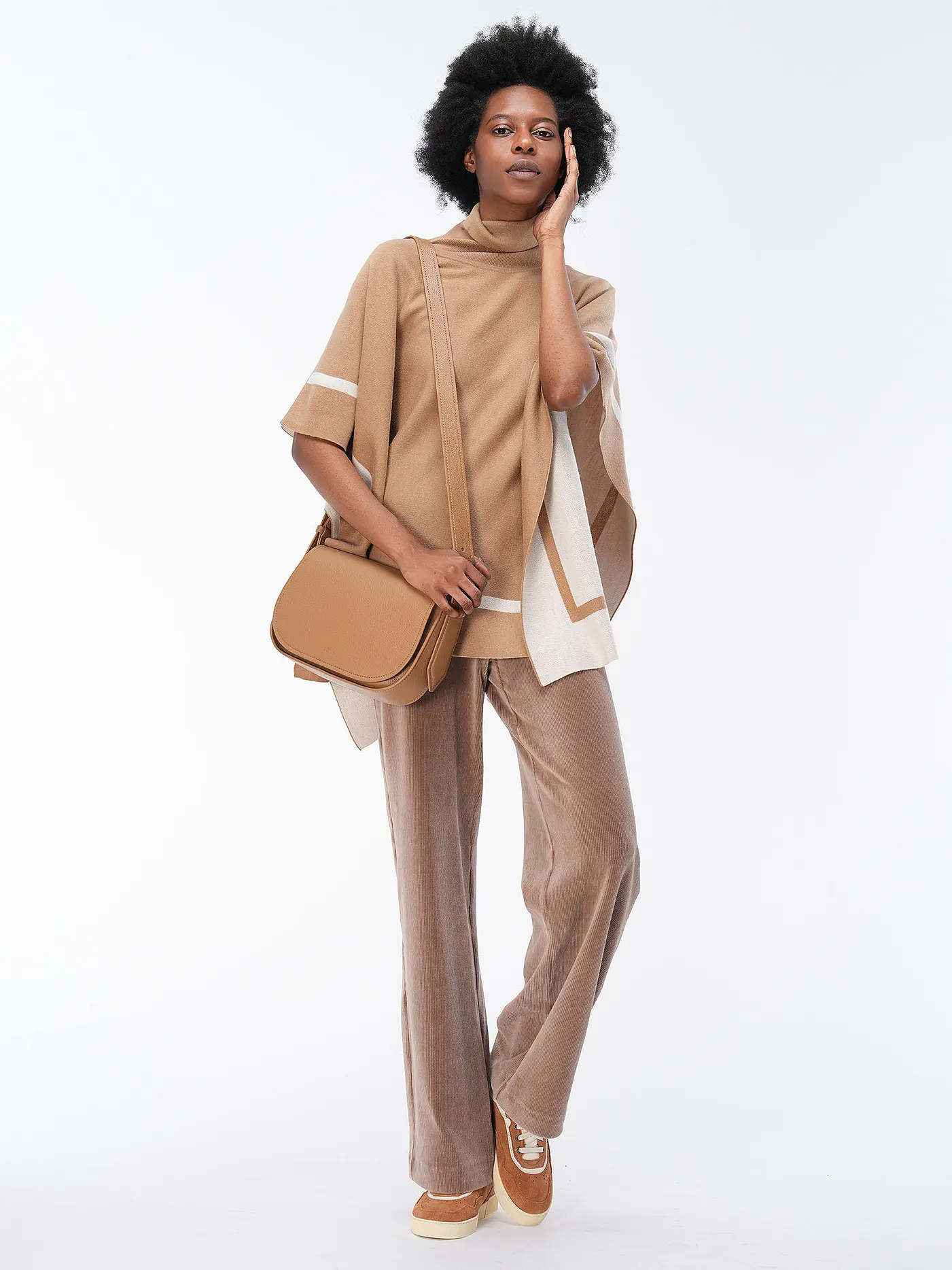 BOSS | Poncho - Cape LIA | beige