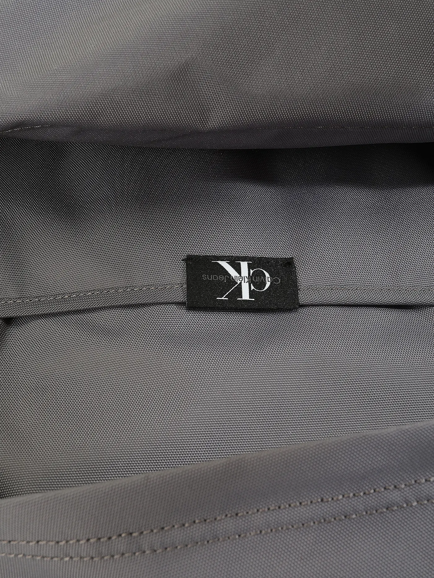 CALVIN KLEIN JEANS | Rucksack Sport Essentials | grau