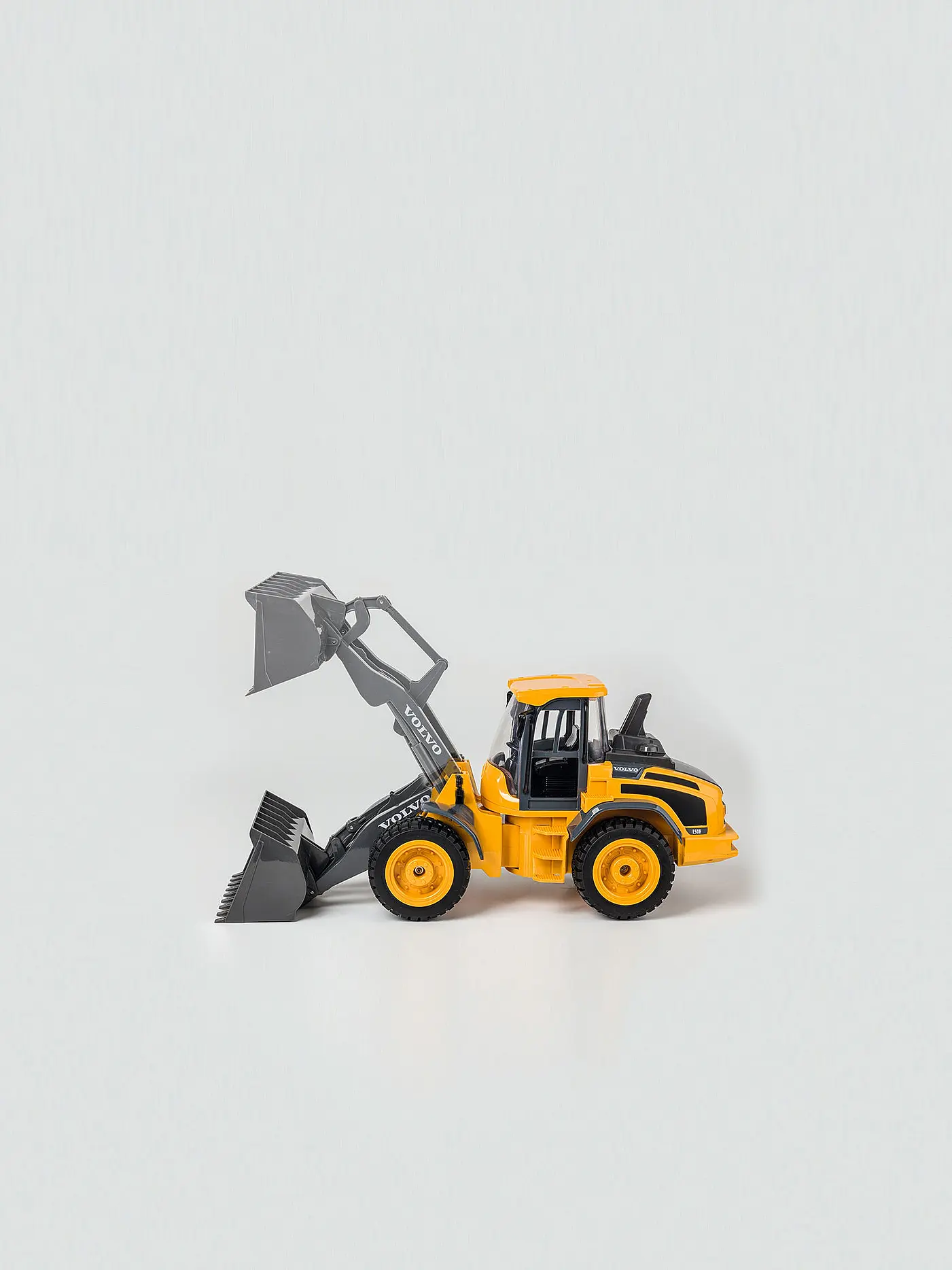 CARSON | Radlader Volvo 2.4G | keine Farbe
