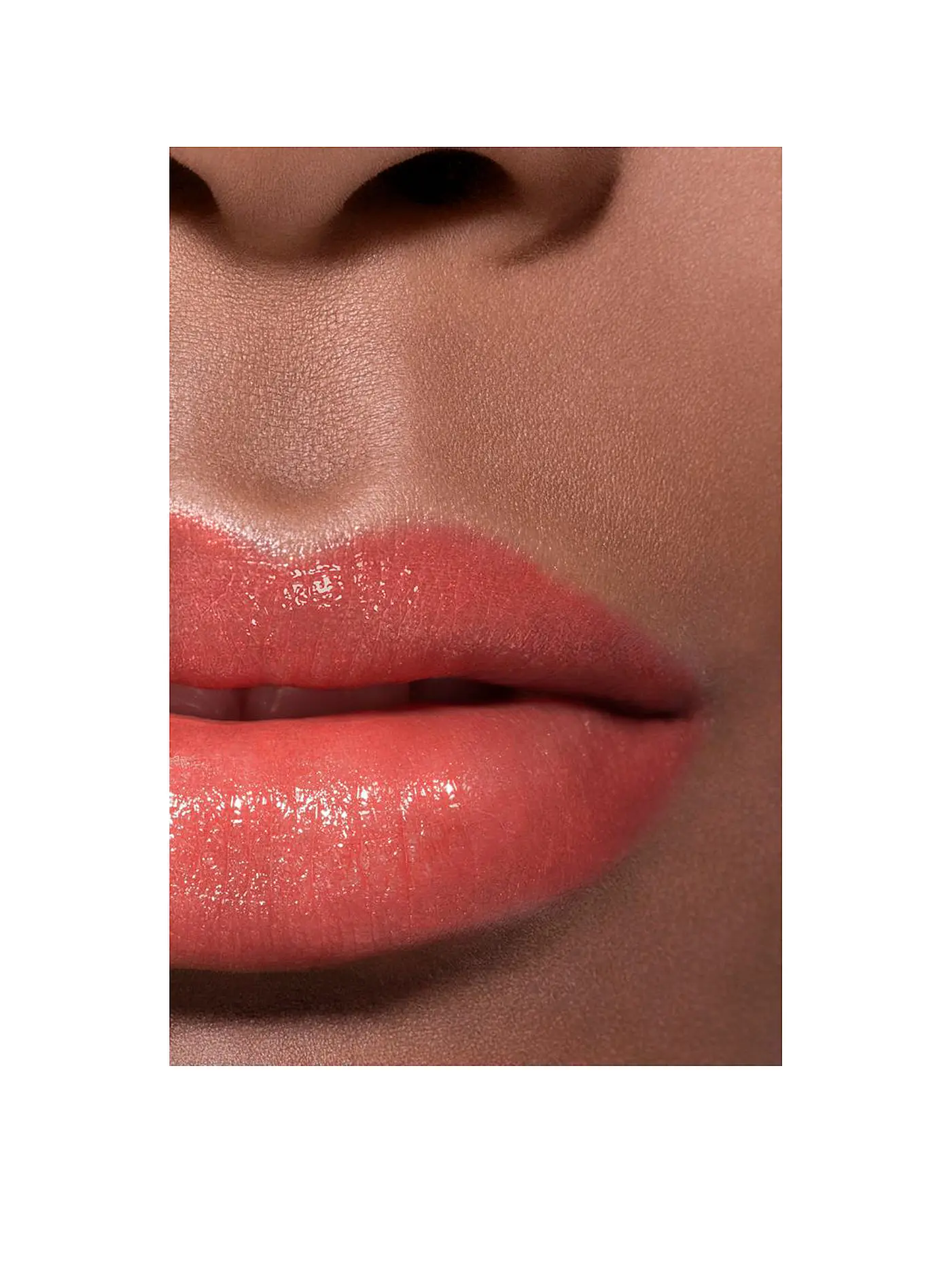 CHANEL |   DER GETÖNTE UND FEUCHTIGKEITSSPENDENDE BALSAM, DESSEN FARBINTENSITÄT SICH GANZ INDIVIDUELL ANPASSEN LÄSST, SORGT TAG FÜR TAG FÜR WUNDERSCHÖNE LIPPEN 3G | koralle