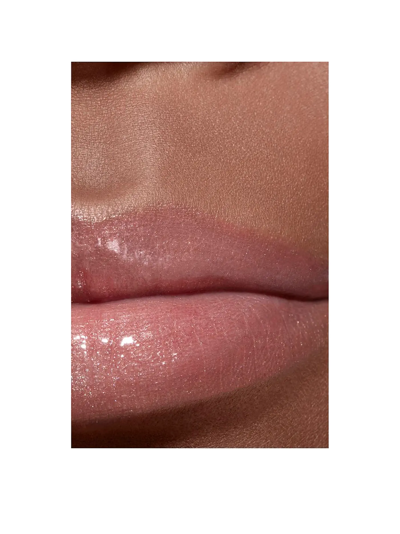 CHANEL |  FEUCHTIGKEITSSPENDENDER LIPGLOSS 5.5G | rosa