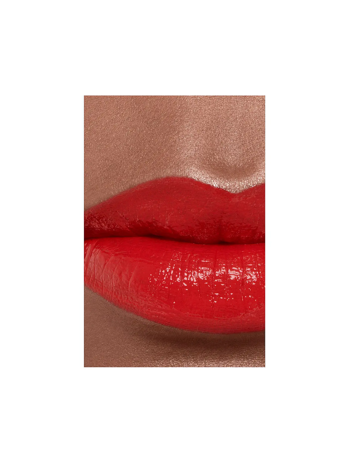 CHANEL | DER FEUCHTIGKEITSSPENDENDE, AUFPOLSTERNDE, HOCHGLÄNZENDE UND FARBINTENSIVE LIPPENSTIFT MIT LANGEM HALT. 3G | rot