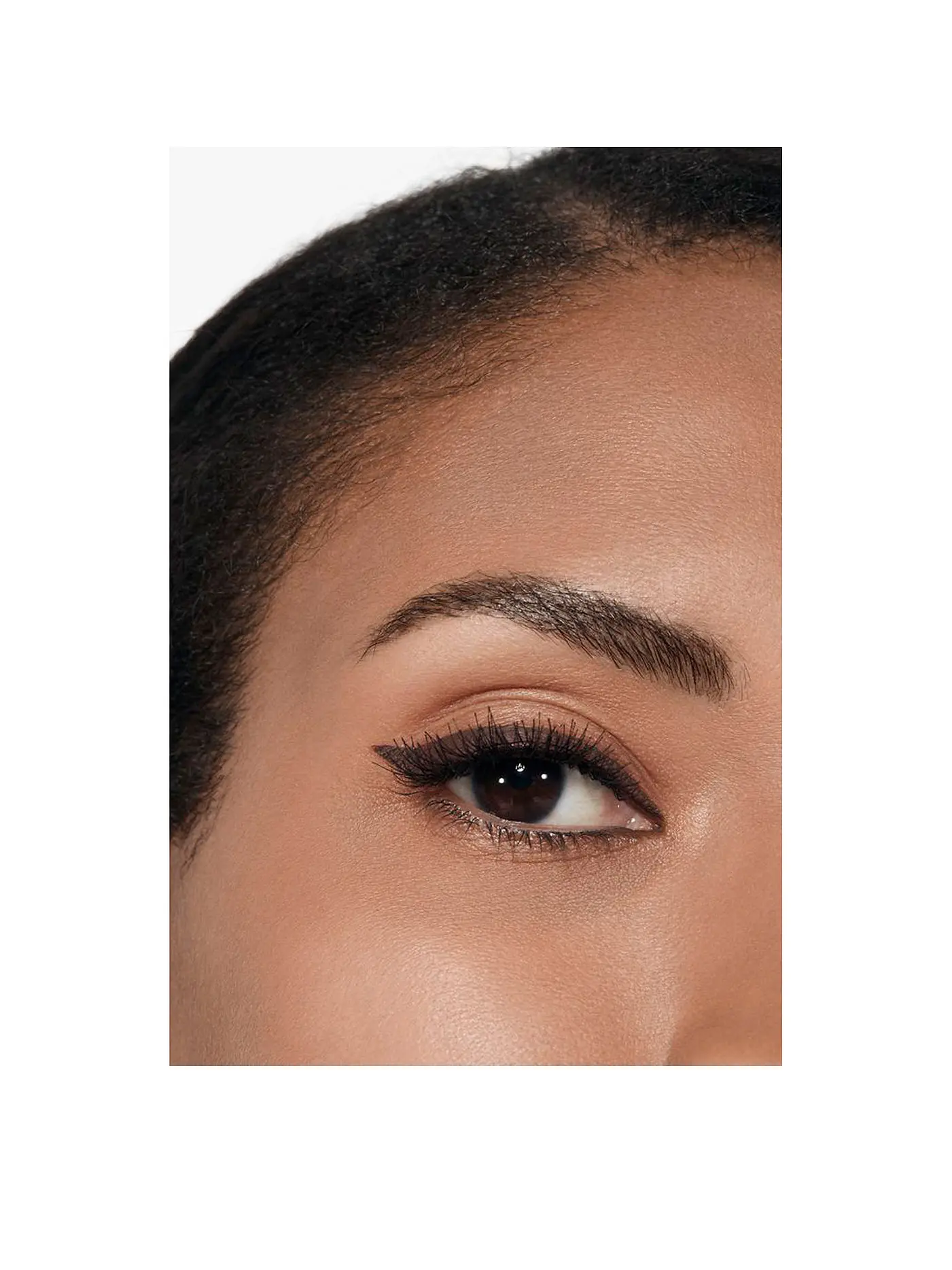 CHANEL | LE LINER DE HOCHPRÄZISER FLÜSSIGER EYELINER ‒ LANGANHALTEND UND WASSERFEST 2.5ML | braun