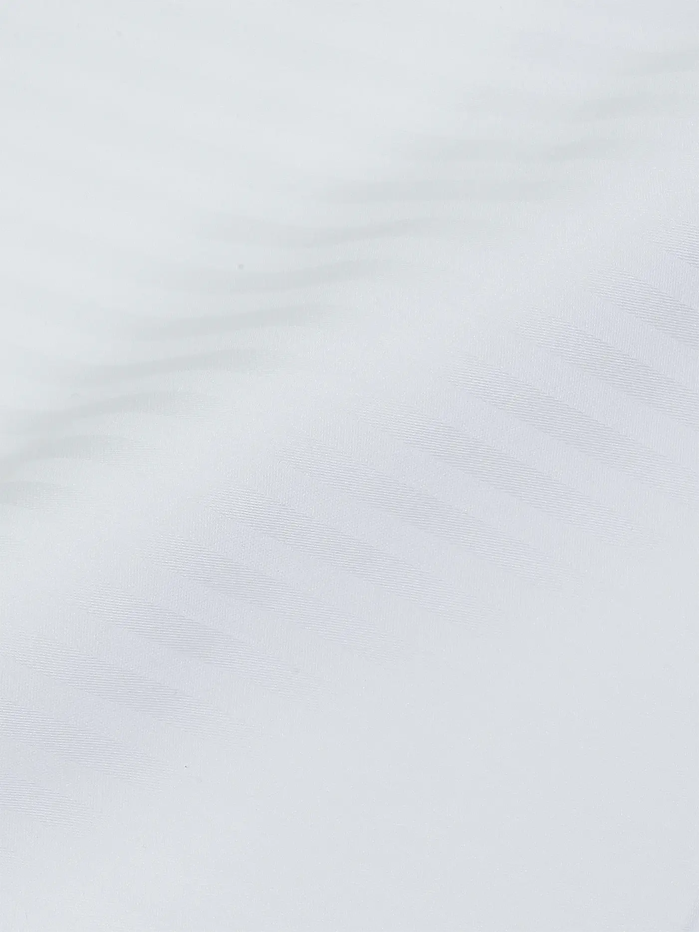 CHRISTIAN FISCHBACHER | Satin-Kissenbezug "Feinstreif" 70x90cm | weiss
