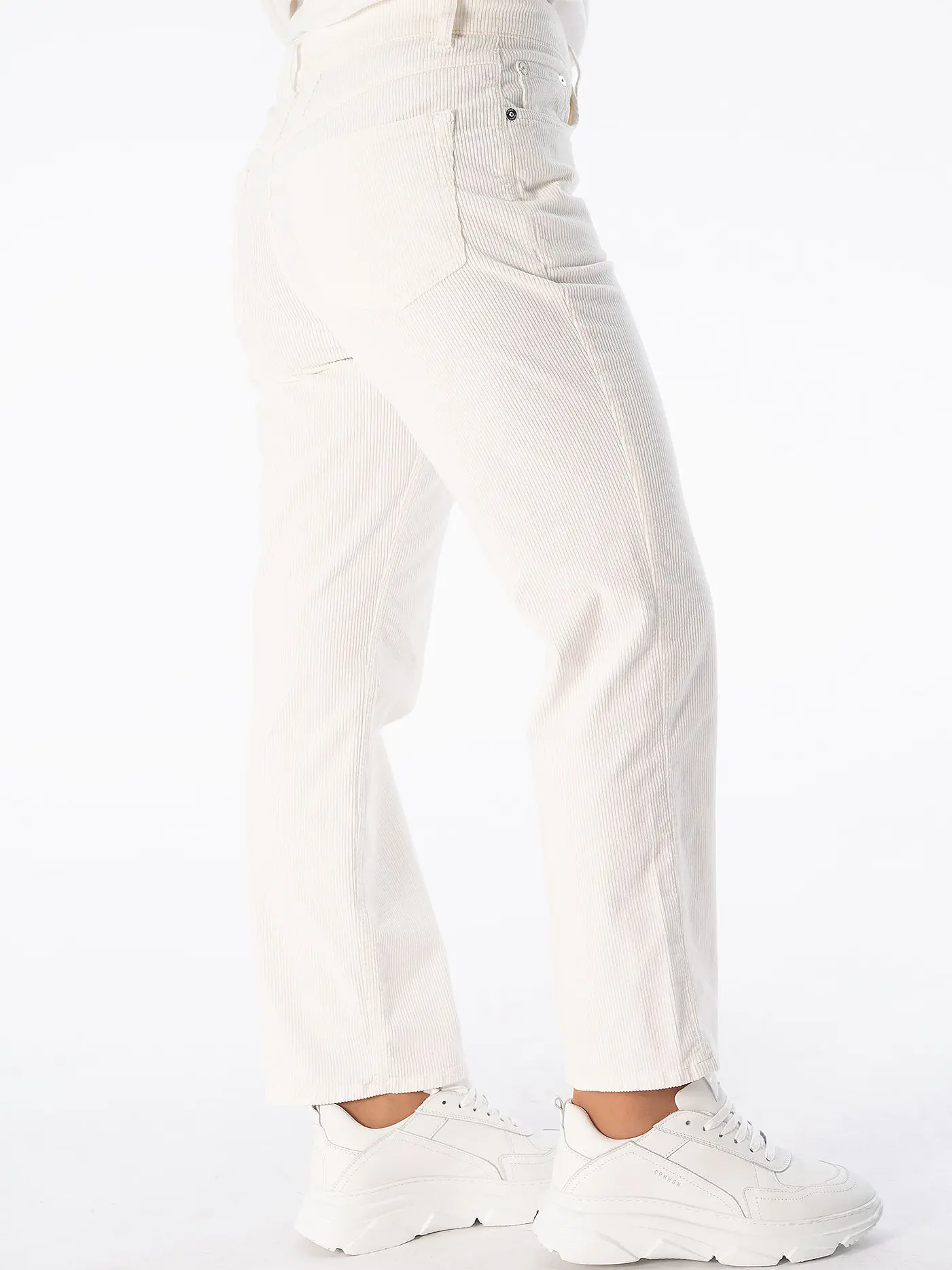 CLOSED | Cordhose  7/8 MILO  | creme