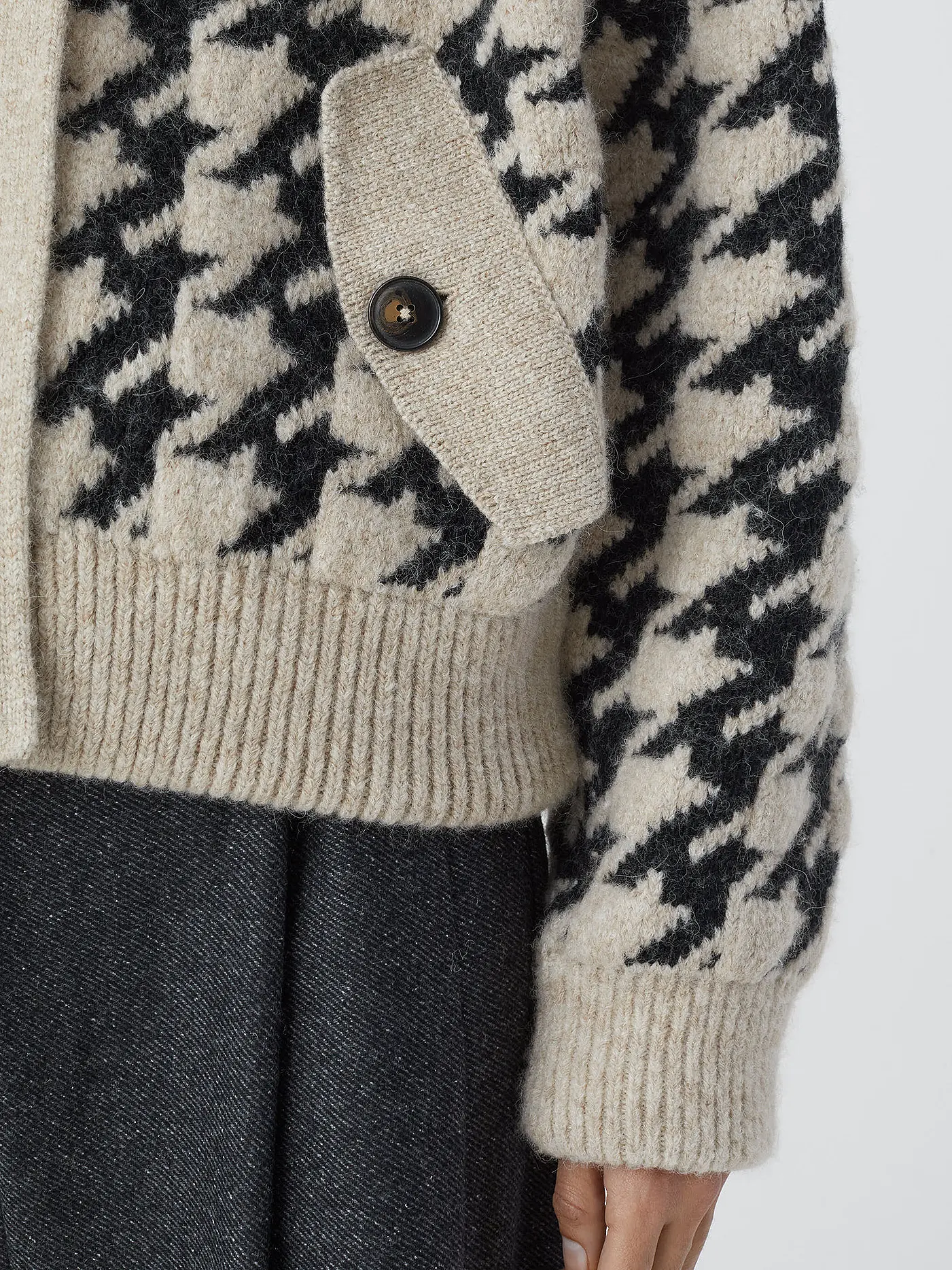 CLOSED | Strickjacke | schwarz