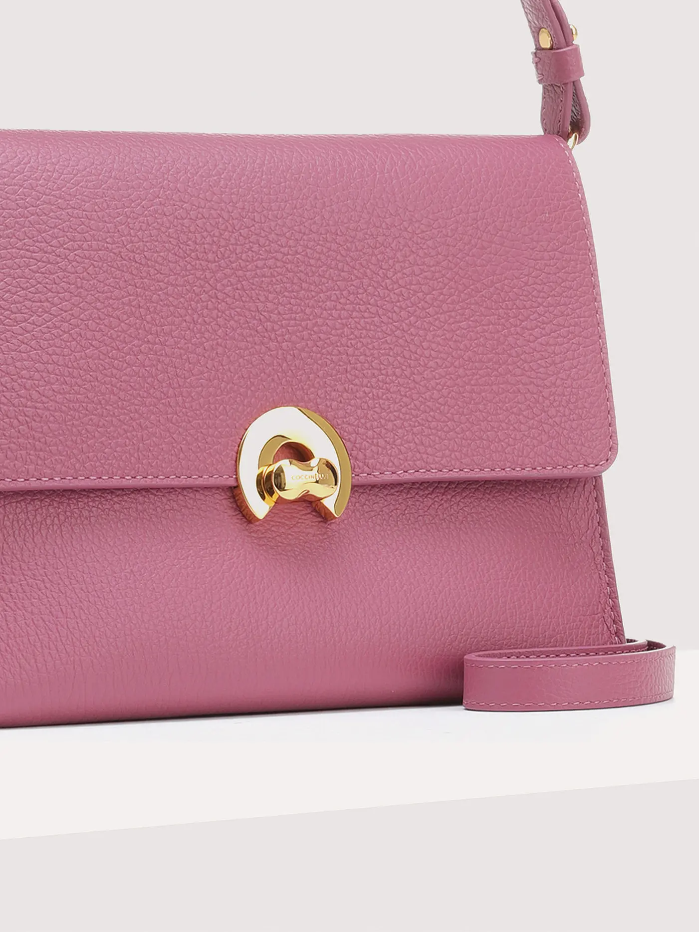 COCCINELLE | Ledertasche - Henkeltasche COCCINELLEBINXIE | pink