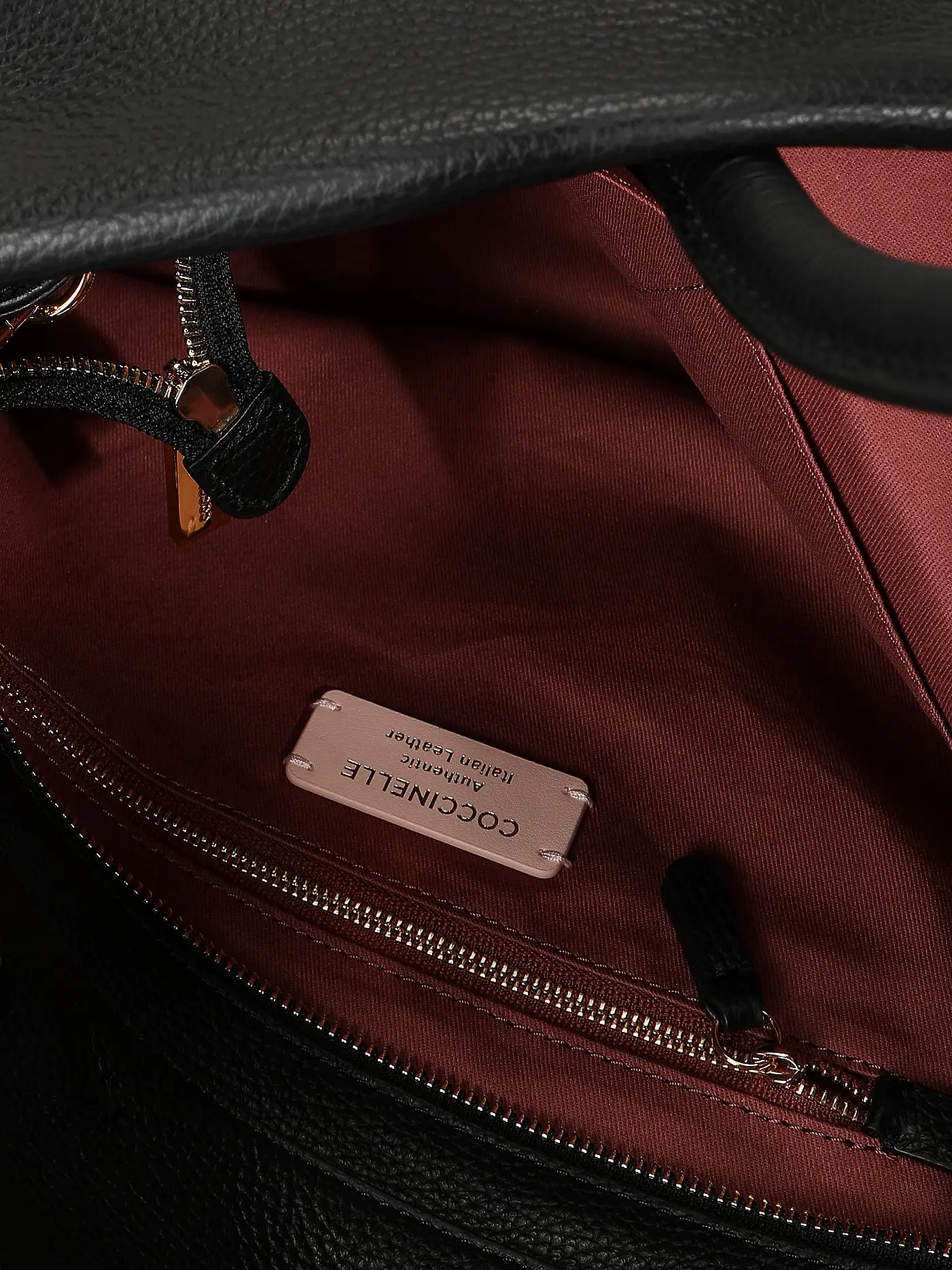 COCCINELLE | Ledertasche - Henkeltasche COCCINELLEBLUE SOFT | schwarz
