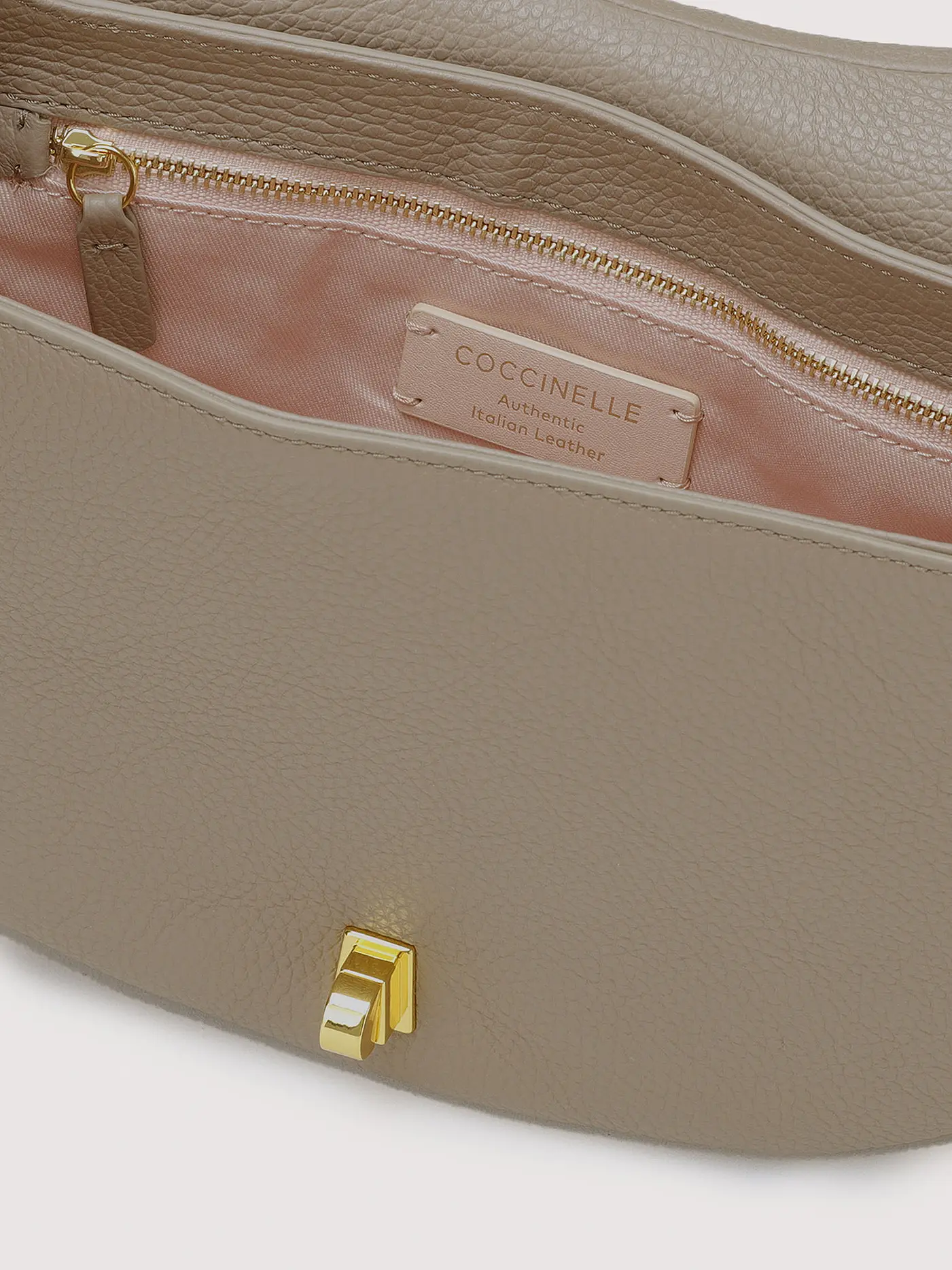 COCCINELLE | Ledertasche - Mini Bag COCCINELLEMAGIE SOFT Small | beige