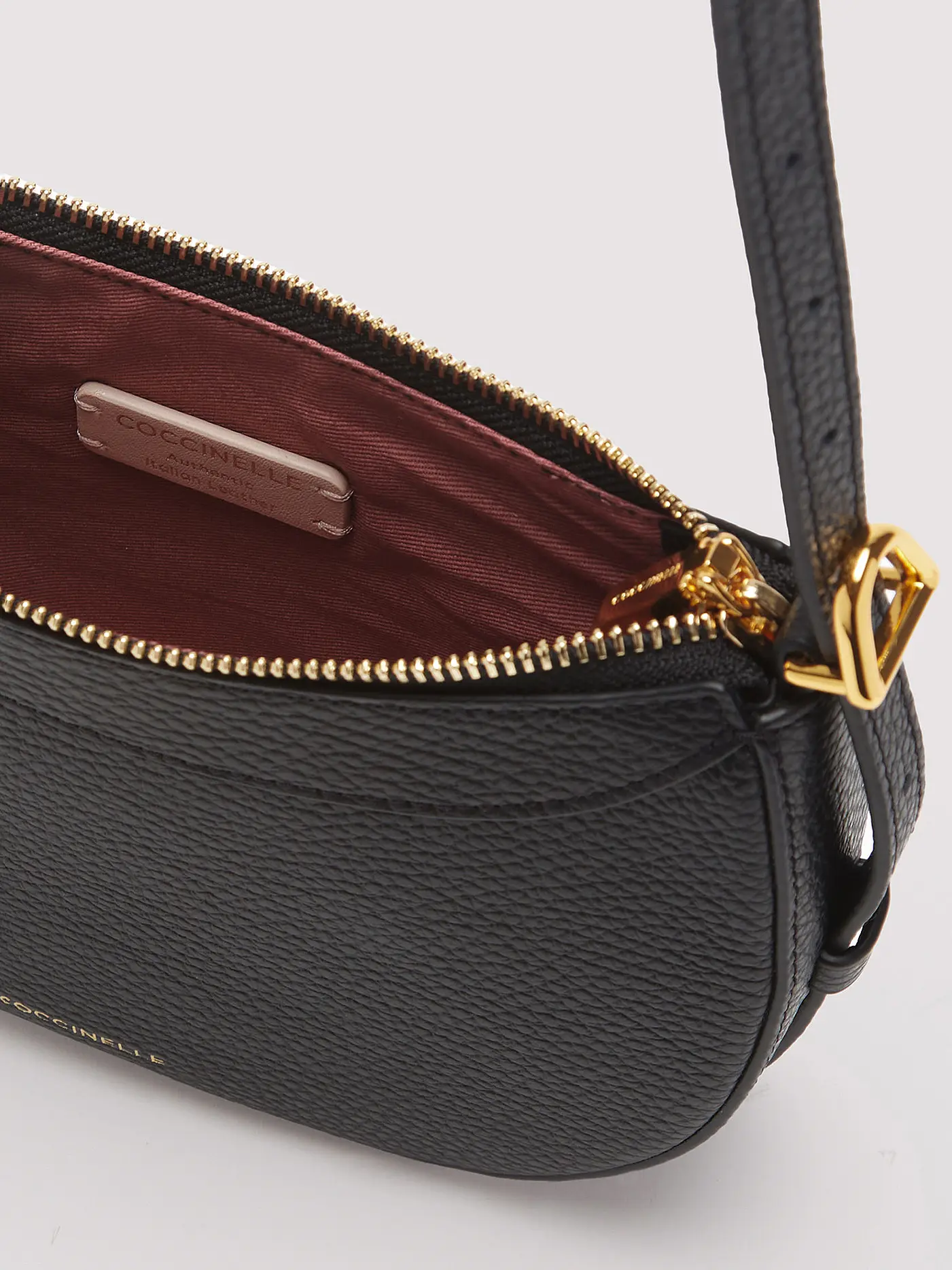 COCCINELLE | Ledertasche - Mini Bag COCCINELLEWHISPER | schwarz