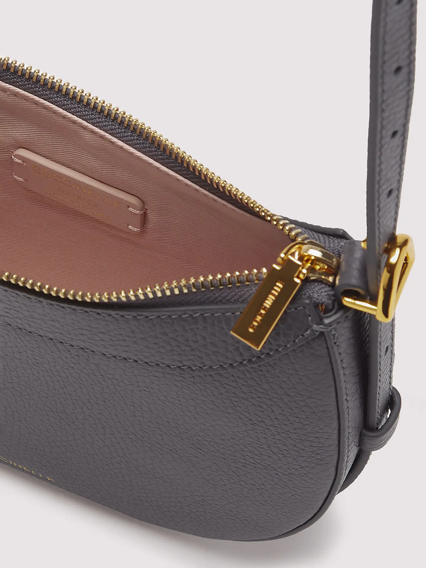 COCCINELLE | Ledertasche - Mini Bag COCCINELLEWHISPER | grau
