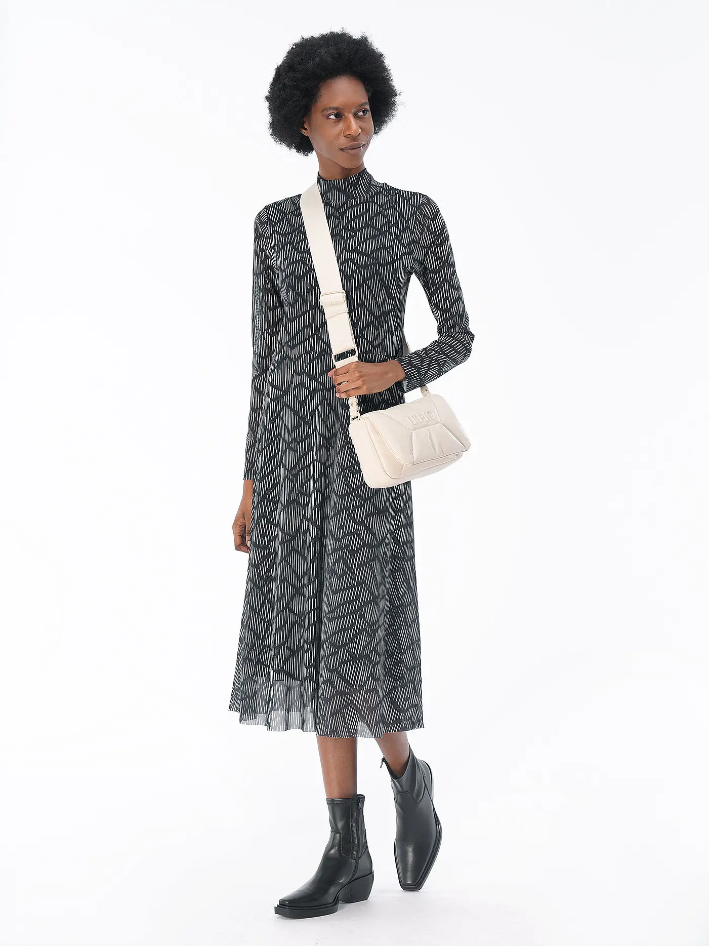 COMMA IDENTITY | Midikleid | schwarz