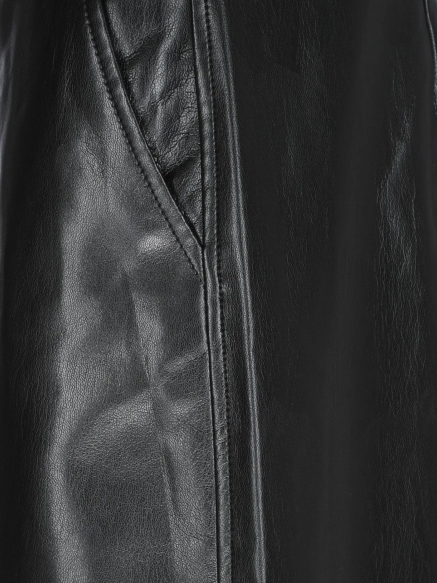 COMMA | Rock in Lederoptik  | schwarz
