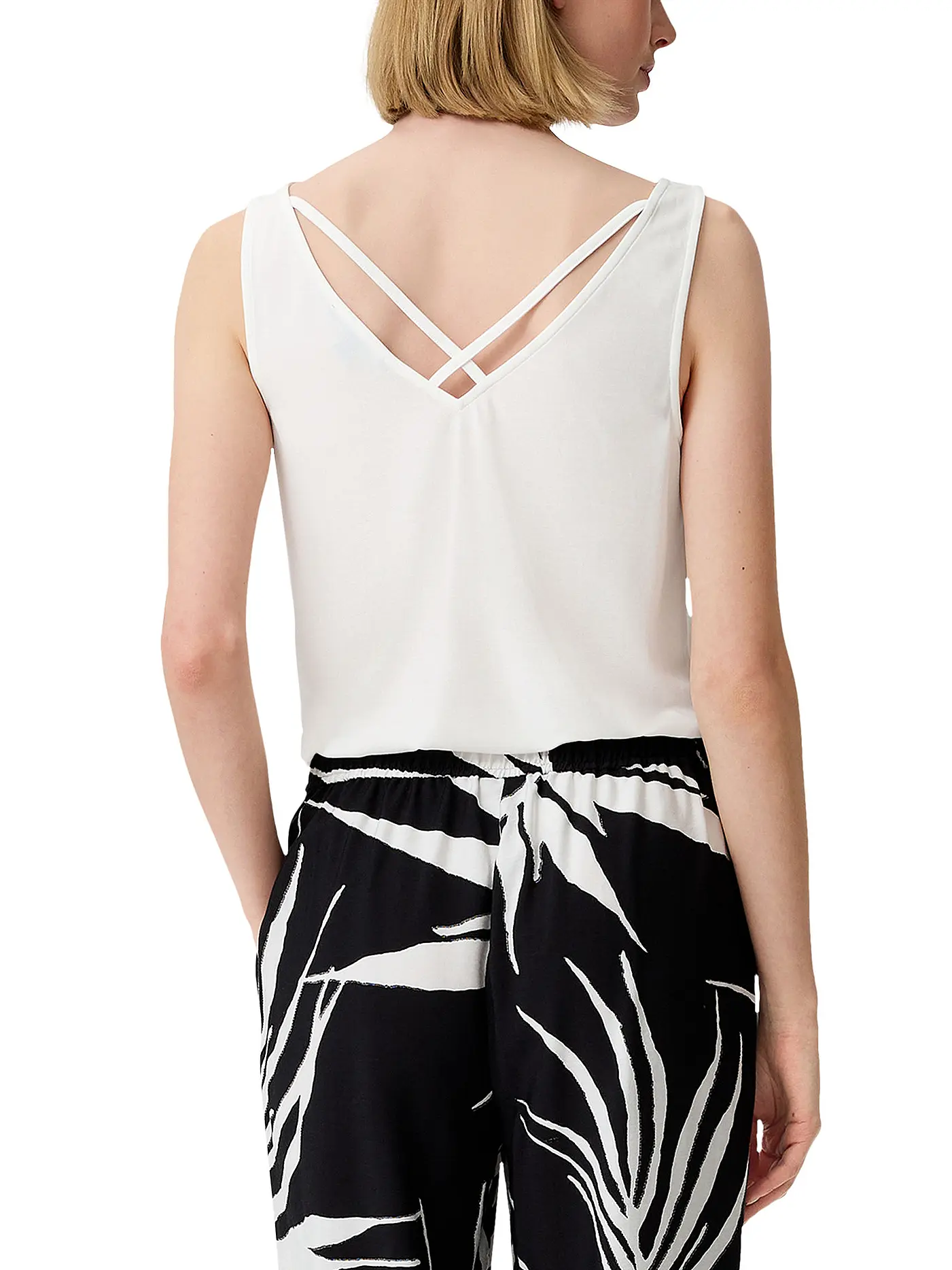 COMMA | Top | weiss