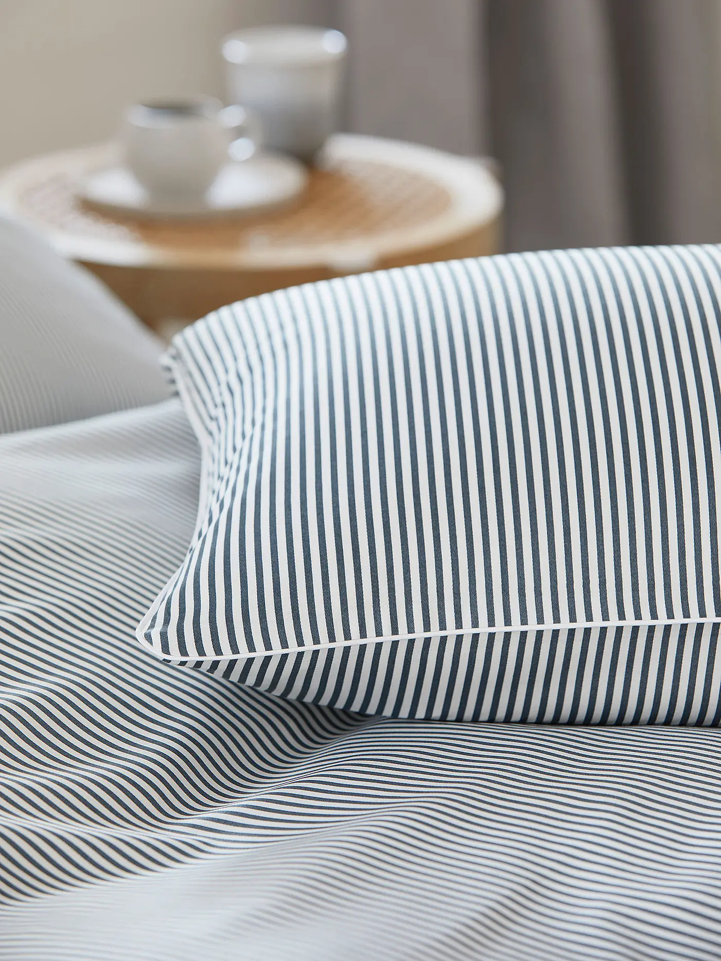 ELEGANTE | Satin Bettwäsche Hamburger Streifen 140x200cm Grau/Weiss | hellgrau