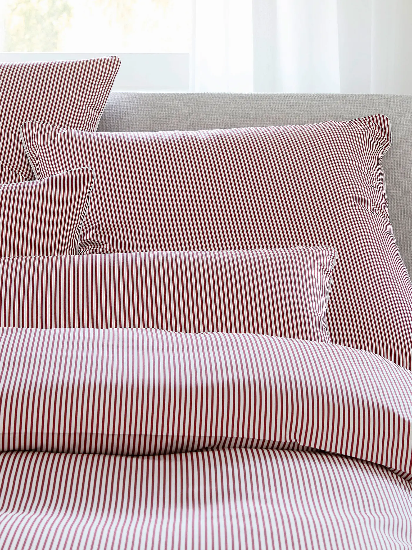 ELEGANTE | Satin Bettwäsche Hamburger Streifen 140x220cm Bordeaux | dunkelrot