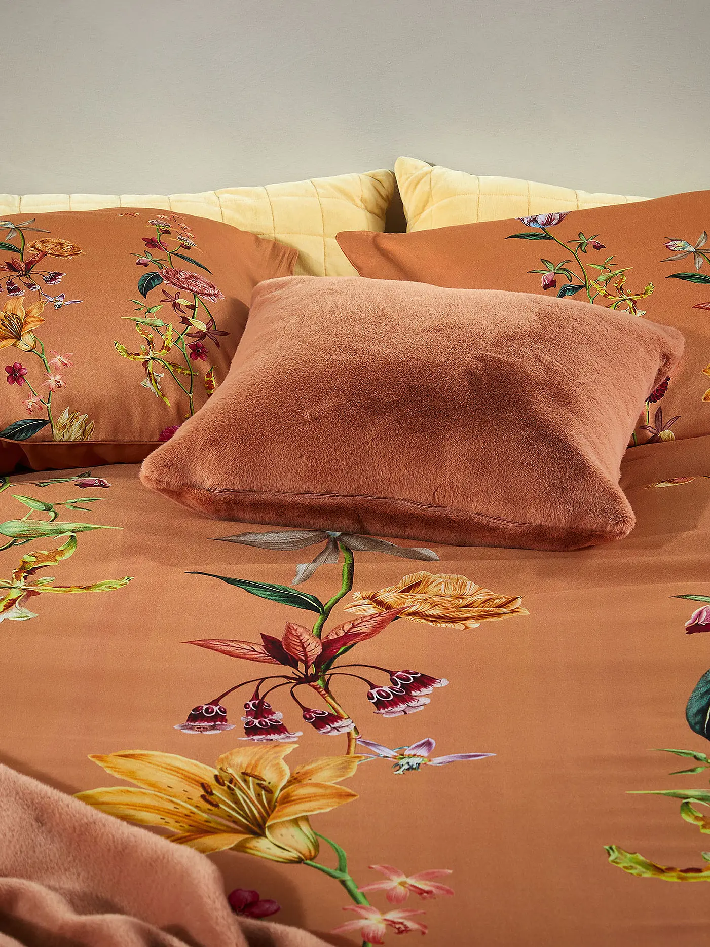 ESSENZA | Satin Bettwäsche FEDA 70x90cm/140x200cm Bright Terra | Camel