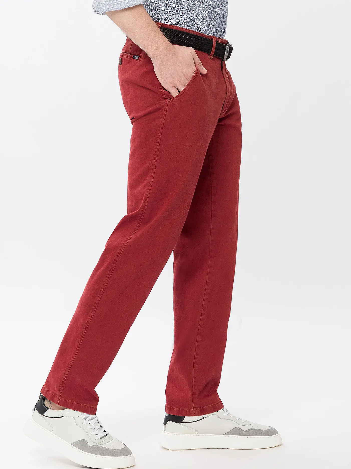 EUREX | Chino JIM | rot