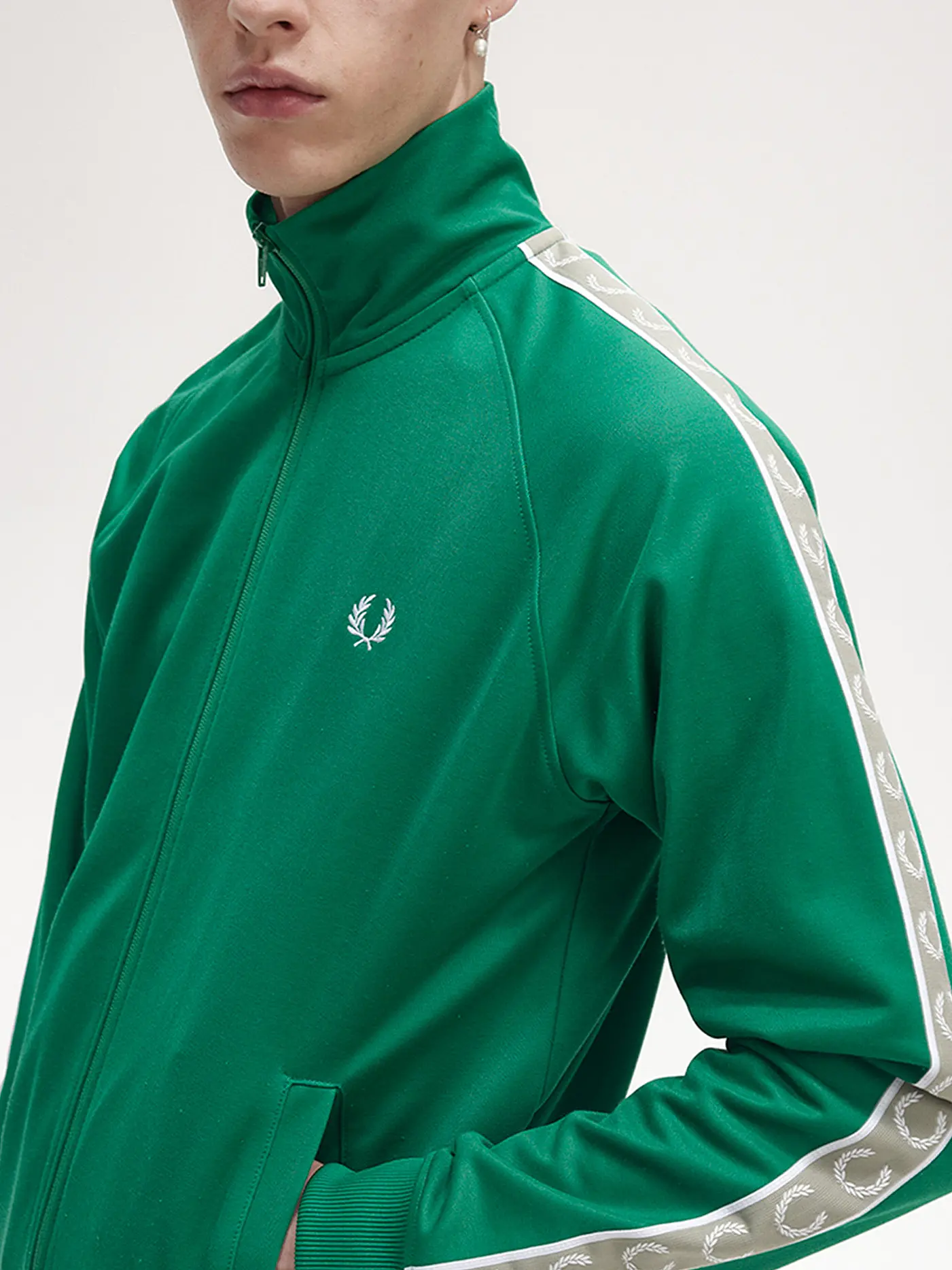 FRED PERRY | Sweatjacke  | grün