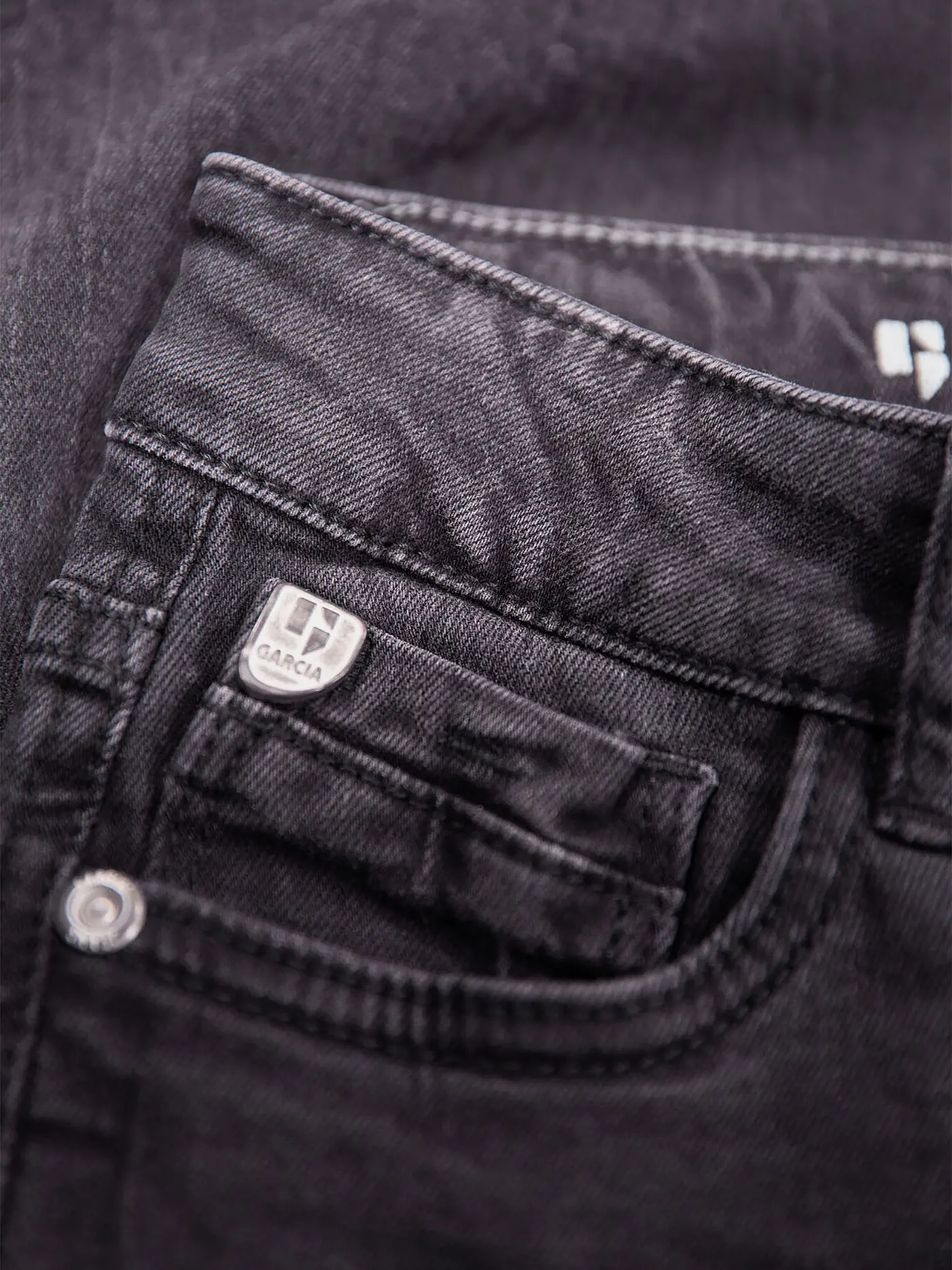 GARCIA | Junge Jeanshorts " Xevi " | schwarz