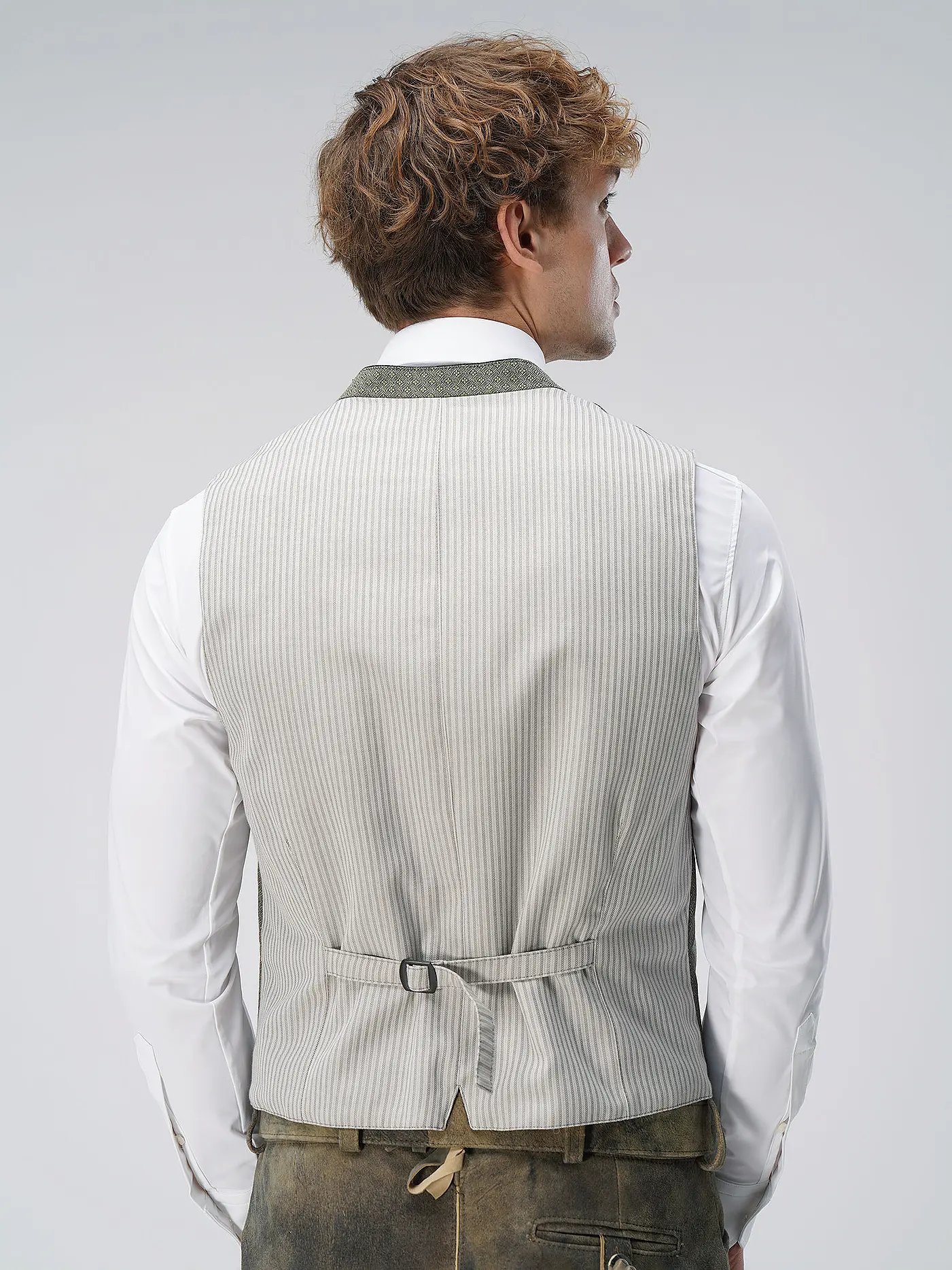 GRASEGGER | Trachtengilet XENO 2 | olive