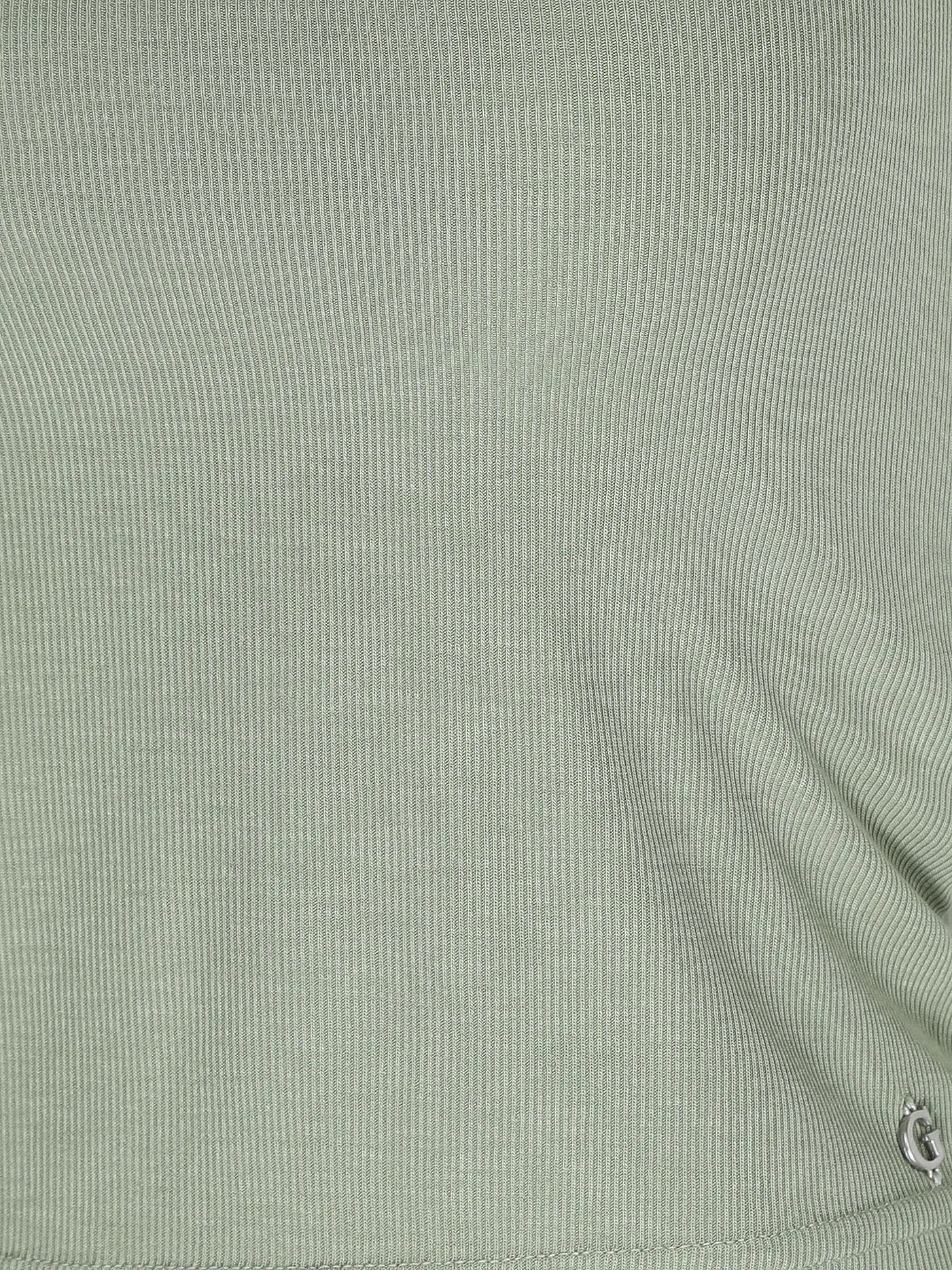 GUESS | T-Shirt Cropped Fit | grün