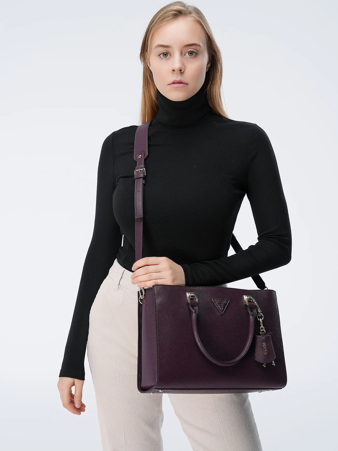 GUESS | Tasche - Henkeltasche BRYNLEE  | beere