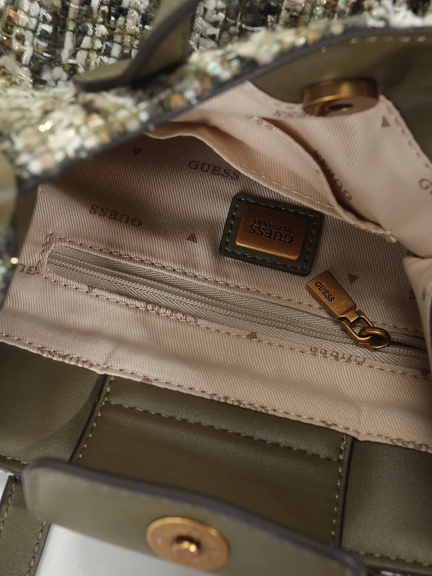 GUESS | Tasche - Mini Tote Bag SILVANA | olive