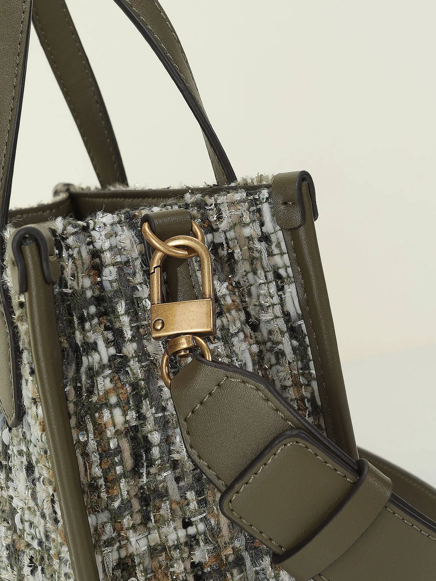 GUESS | Tasche - Mini Tote Bag SILVANA | olive
