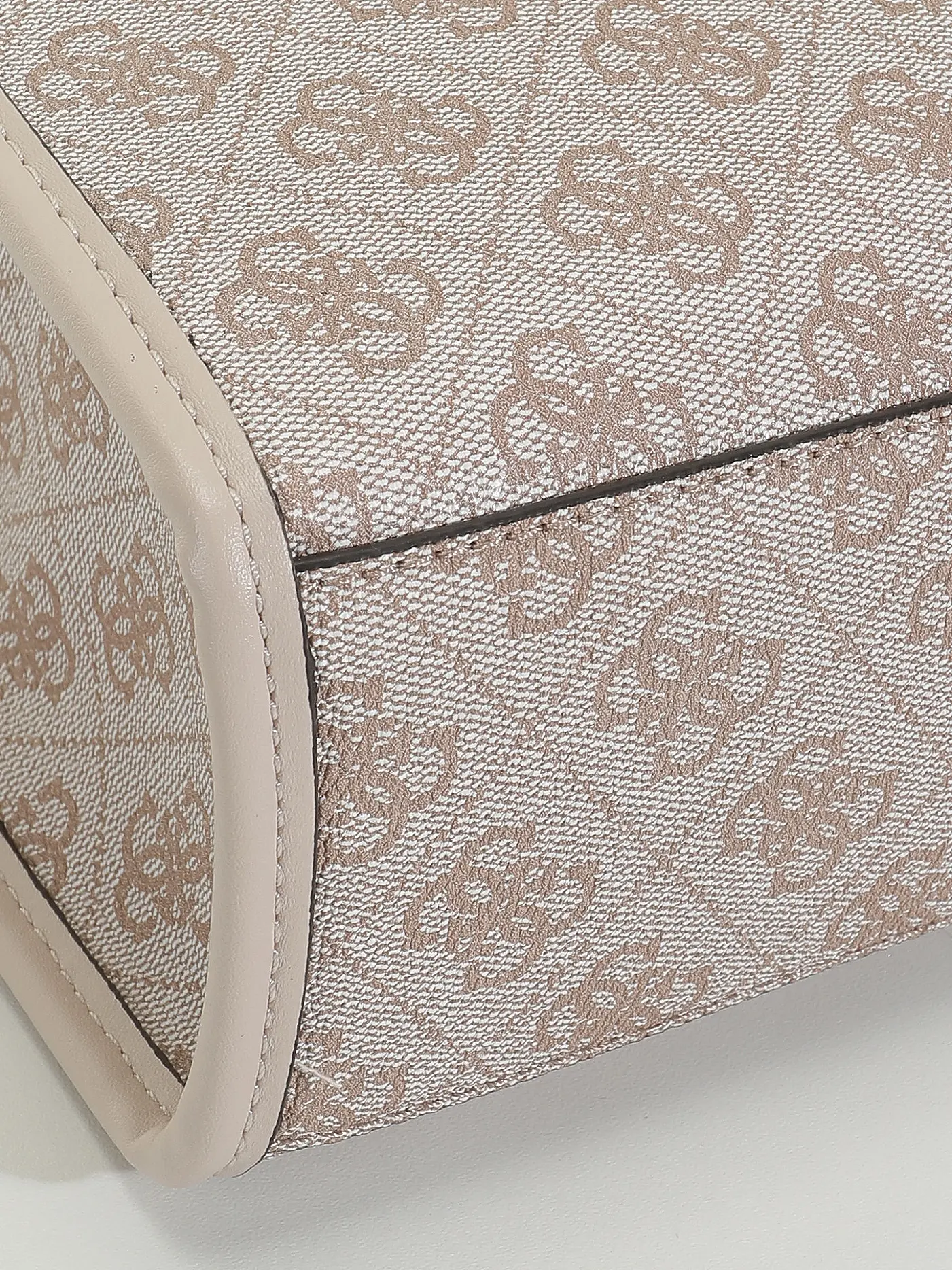 GUESS | Tasche - Mini Tote Bag SILVANA | creme