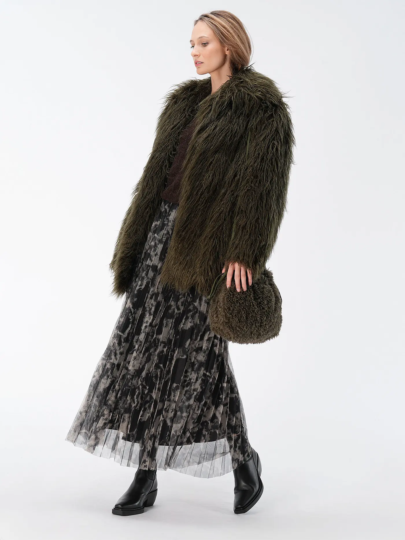 HUGO | Jacke in Felloptik MIGARA  | olive
