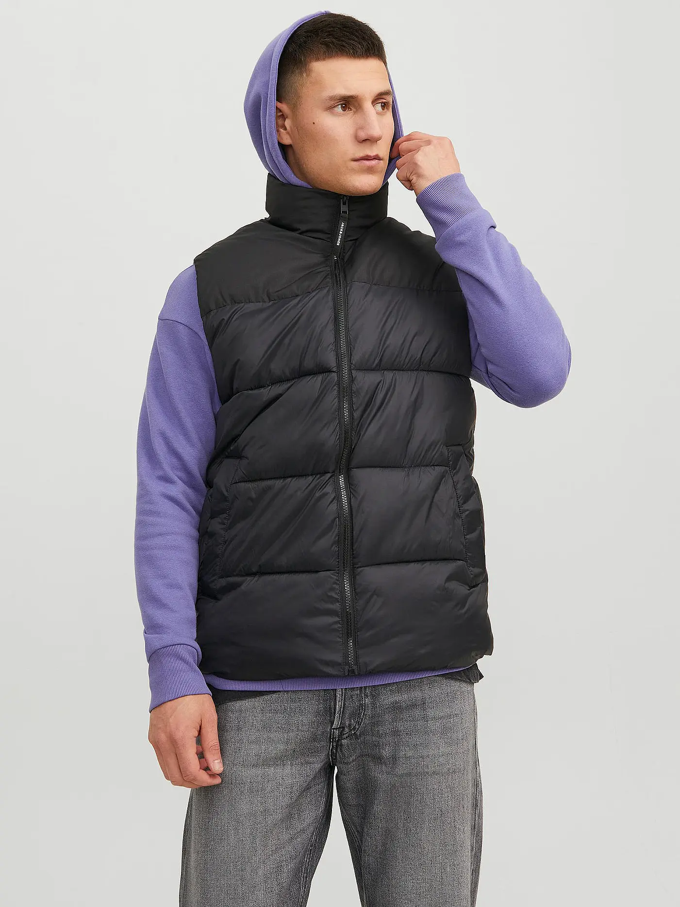 JACK & JONES | Steppgilet JJETOBY | schwarz