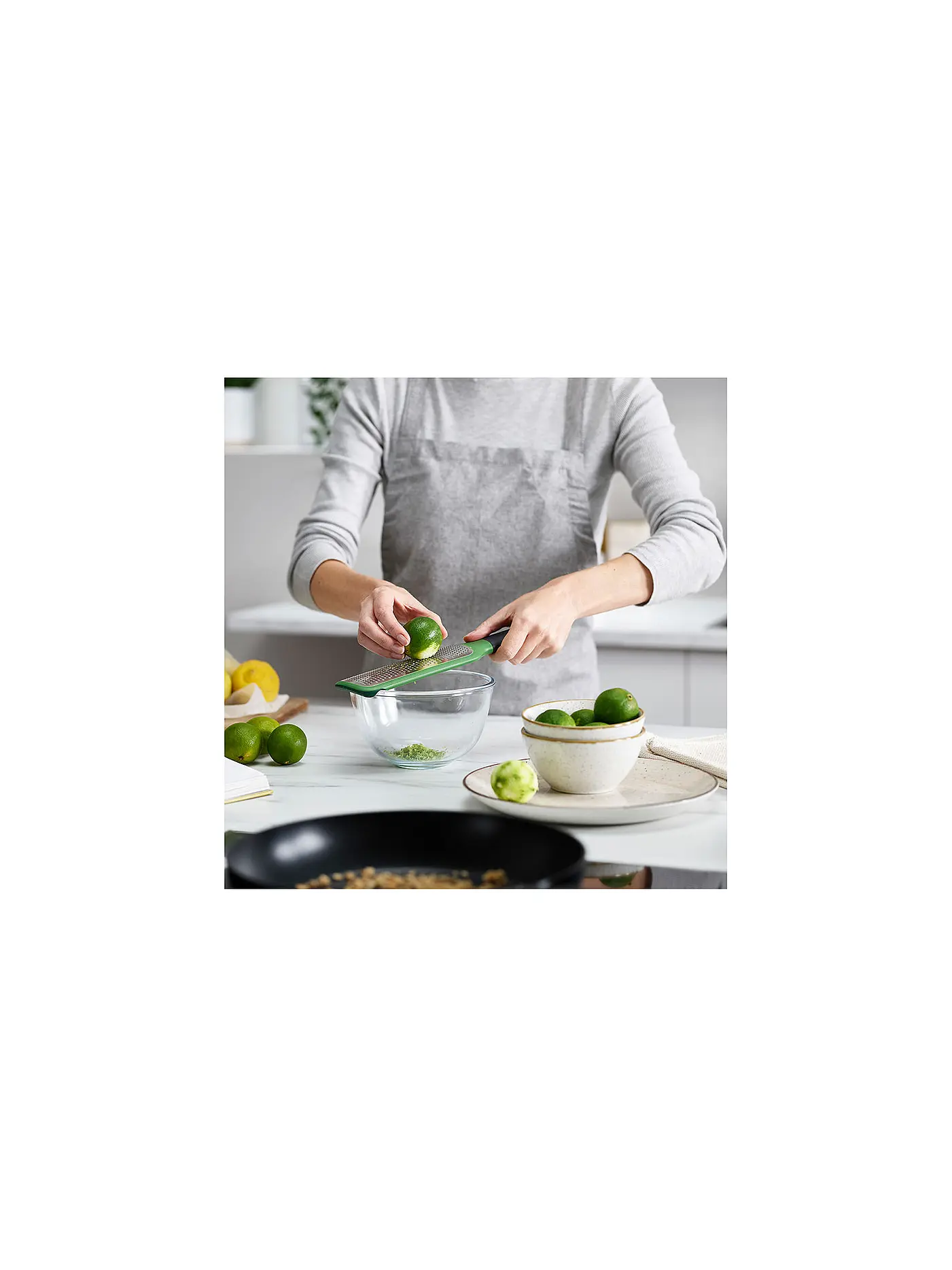 JOSEPH JOSEPH | GripGrater™ Fine Paddle Grater | grün