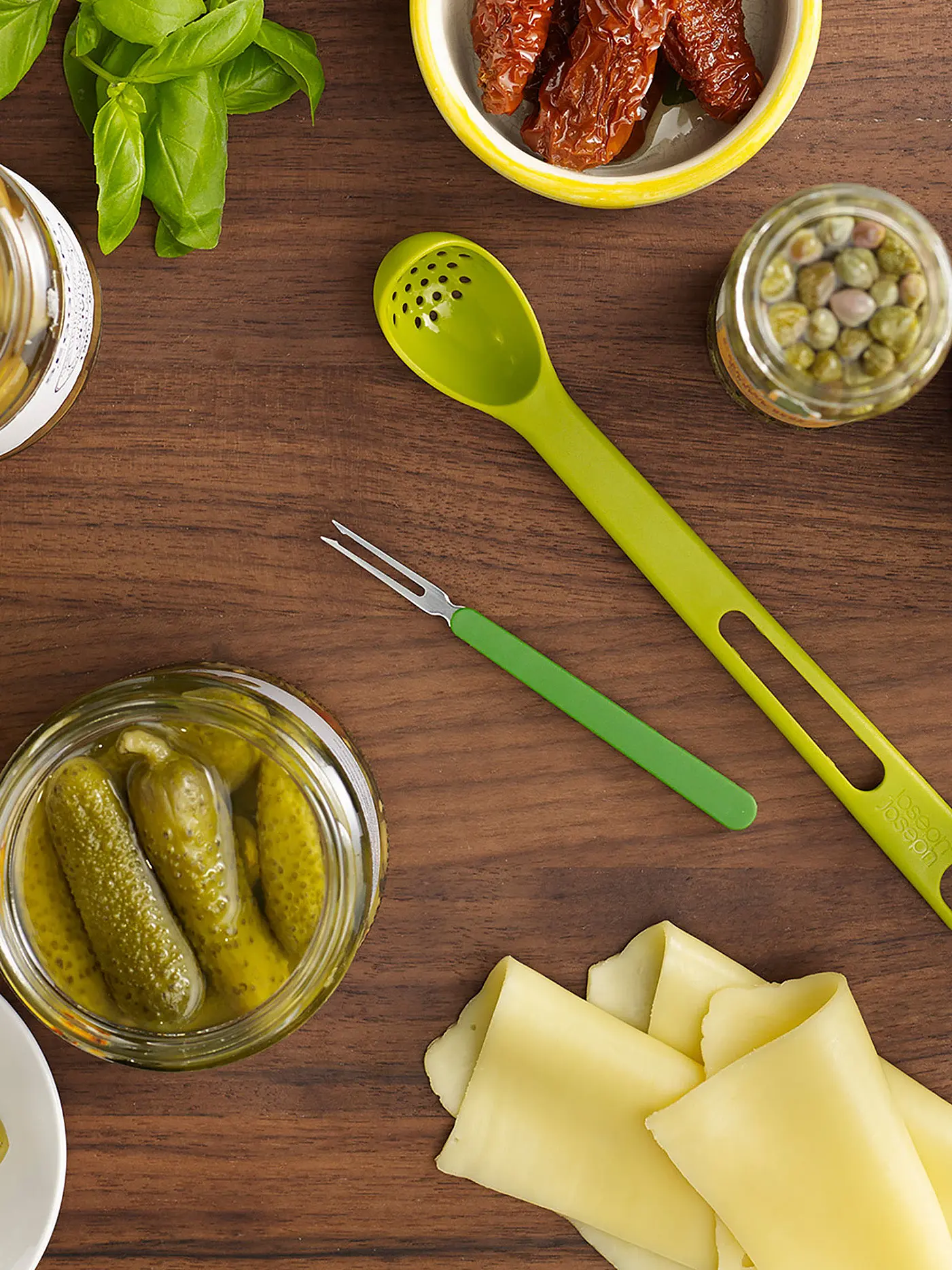 JOSEPH JOSEPH | Scoop und Pick 2-teiliges Spieß-Löffel - Gabel-Set  | grün