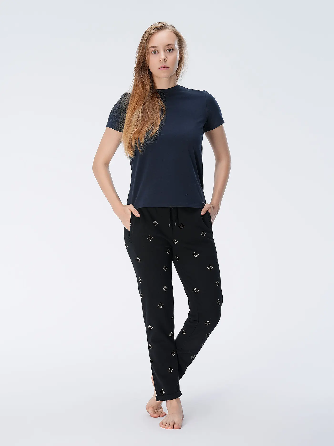 JUVIA | Loungewear Hose 7/8 | schwarz