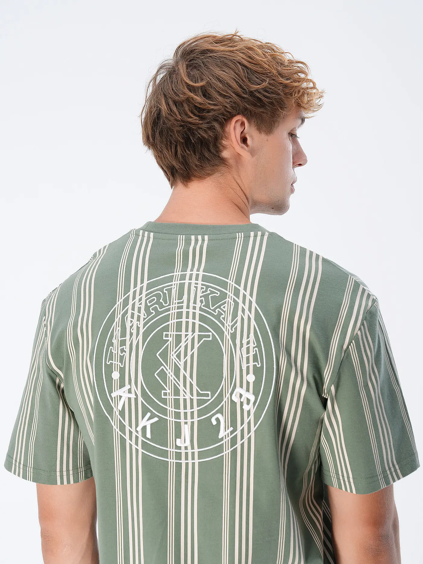 KARL KANI | T-Shirt  | dunkelgrün