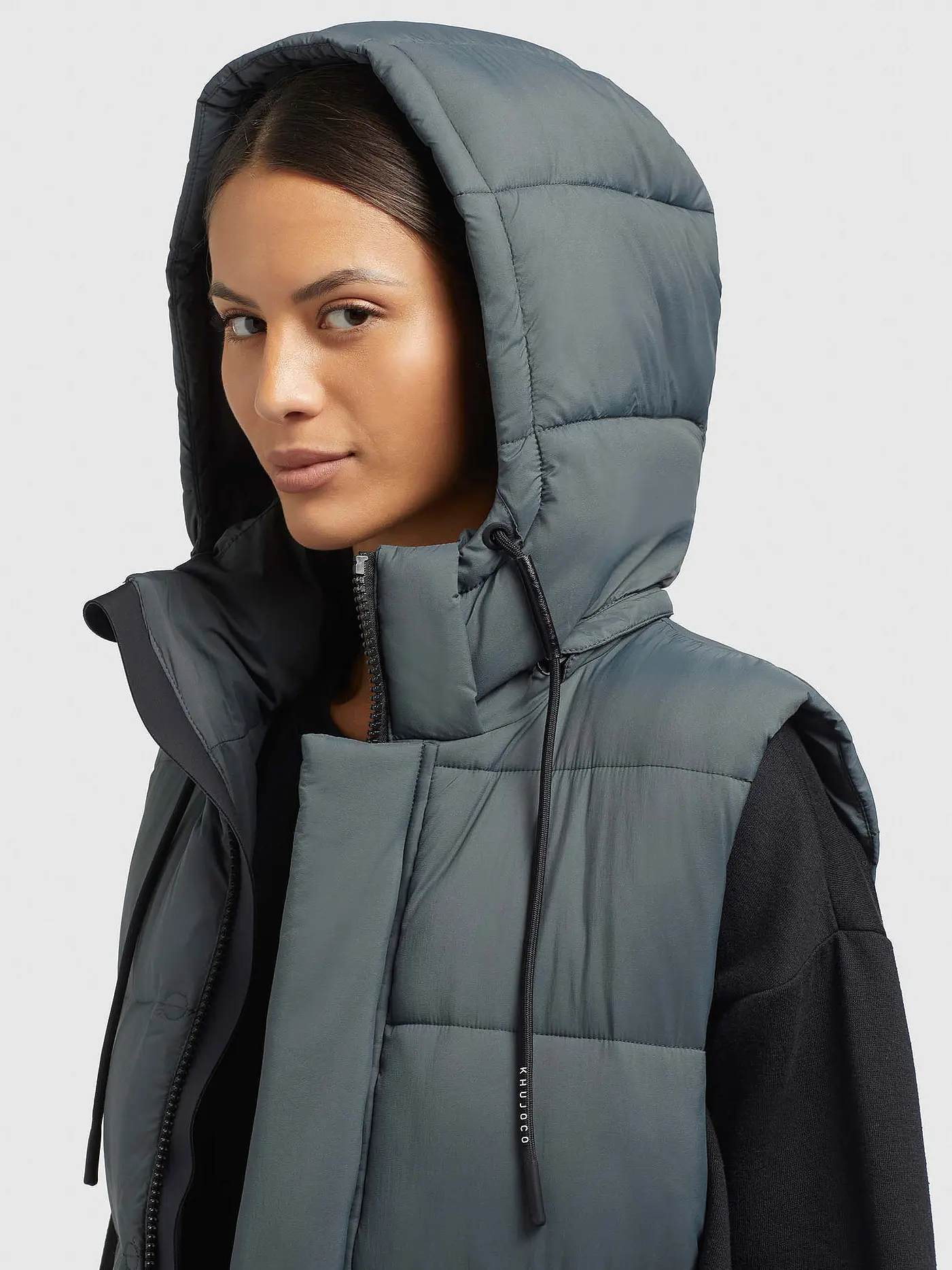 KHUJO | Steppgilet THE MAGNETA MATT | grau