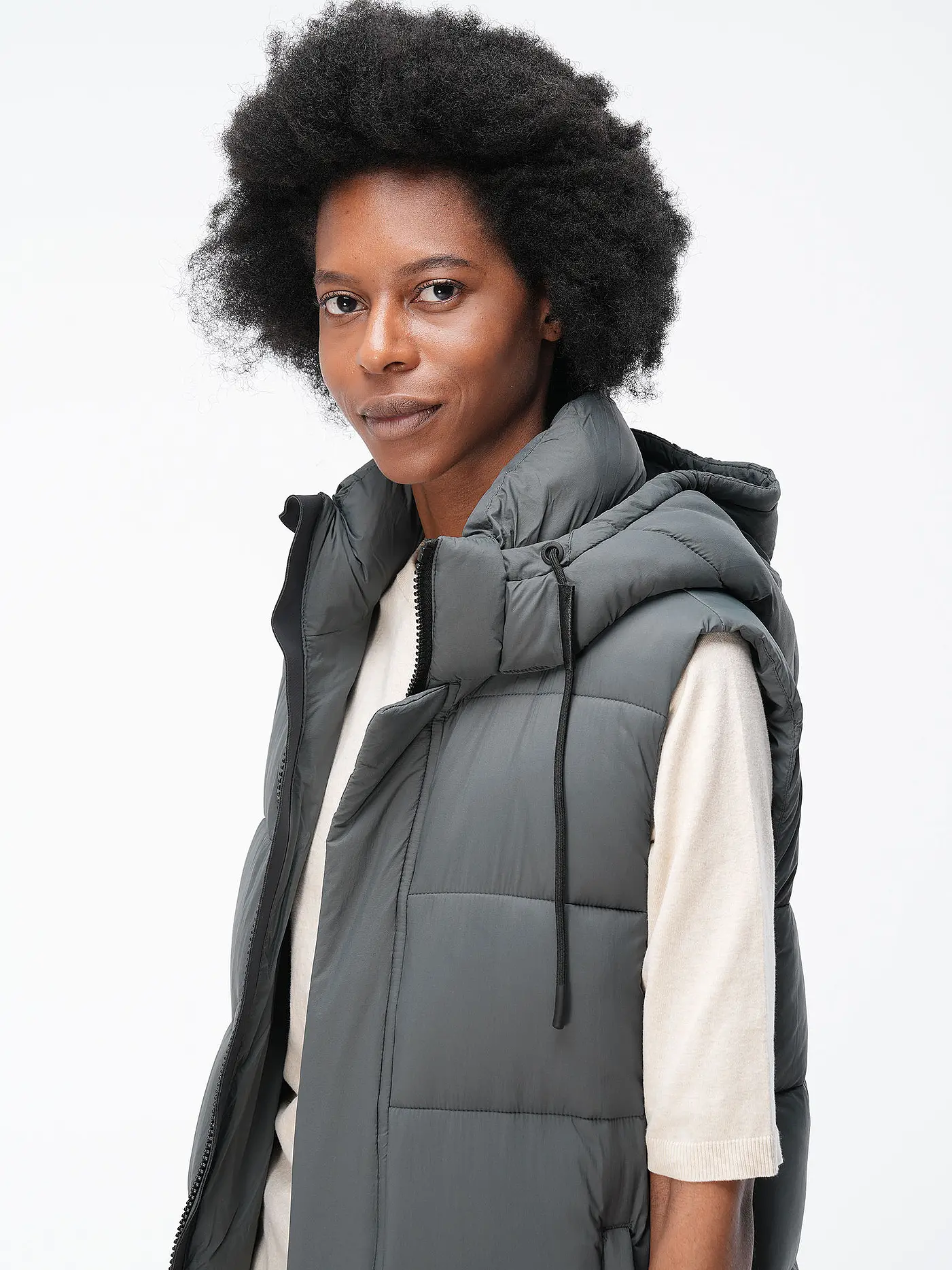 KHUJO | Steppgilet THE MAGNETA MATT | grau