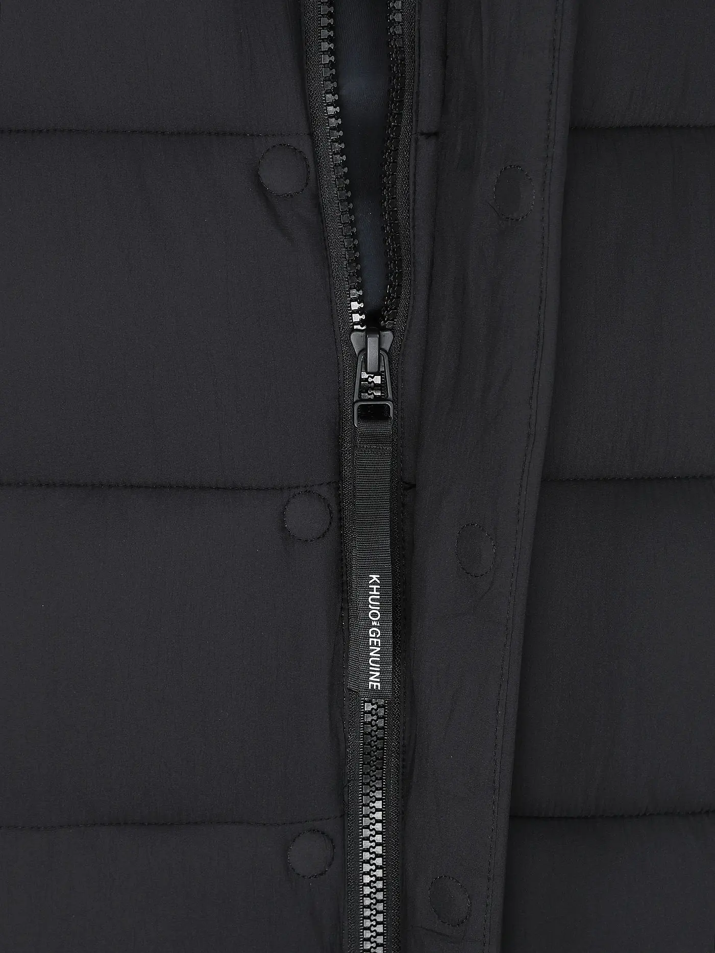 KHUJO | Steppgilet THE MAGNETA MATT | schwarz