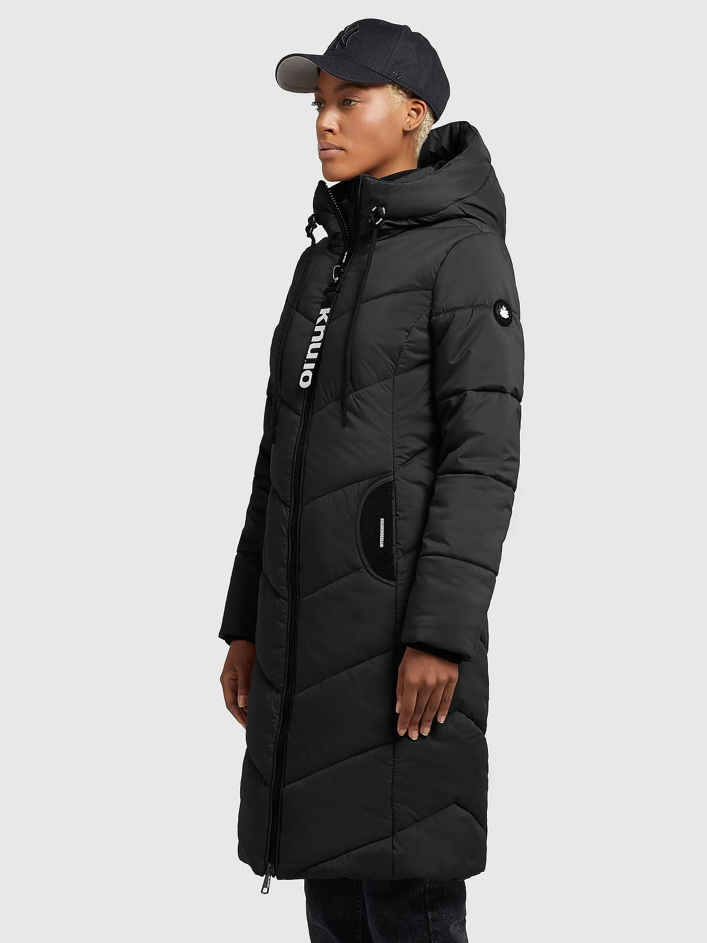 KHUJO | Steppmantel | schwarz
