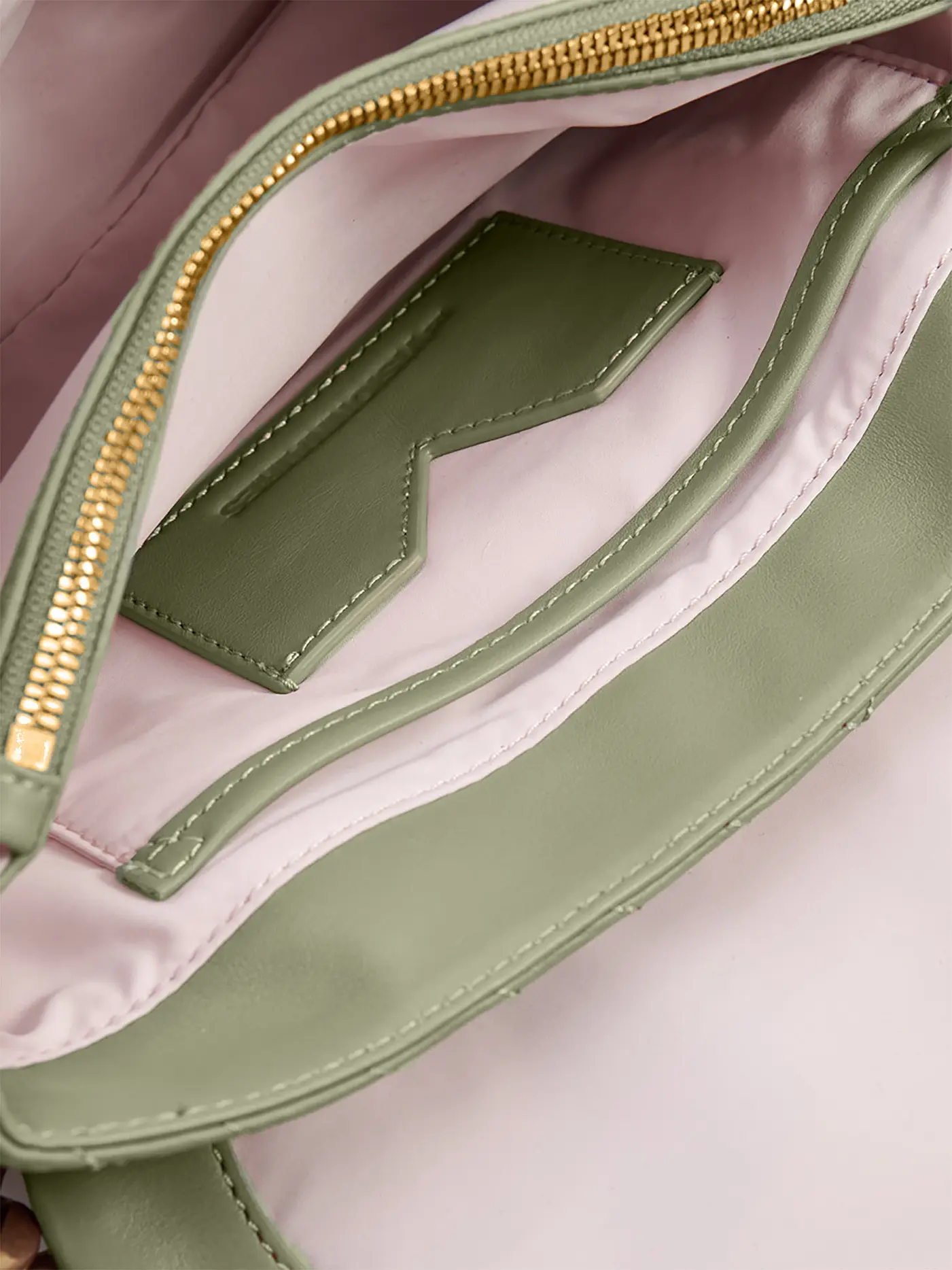 LES VISIONNAIRES | Ledertasche - Umhängetasche COOC QUILTING | olive