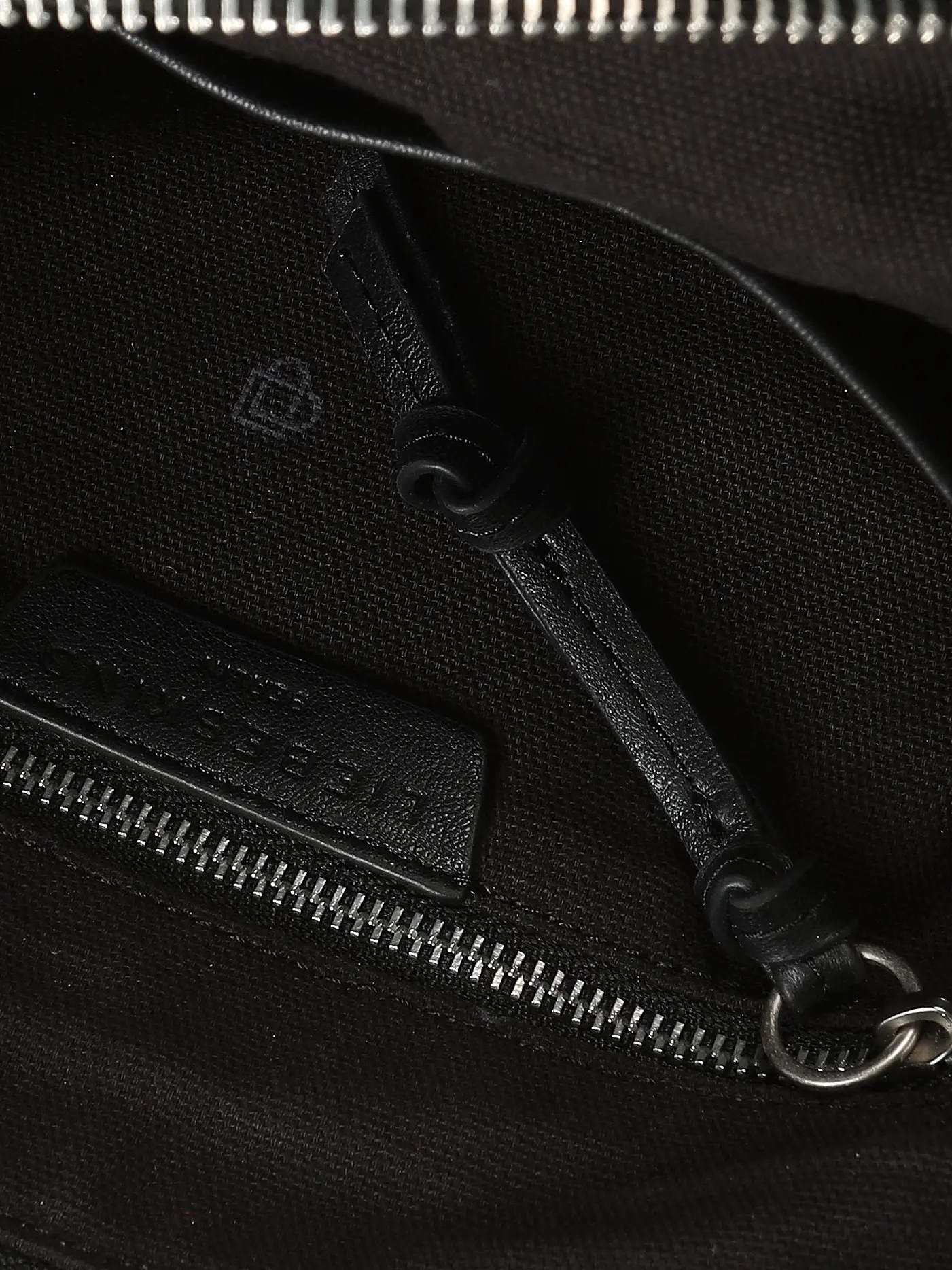 LIEBESKIND BERLIN | Ledertasche - Umhängetasche | schwarz