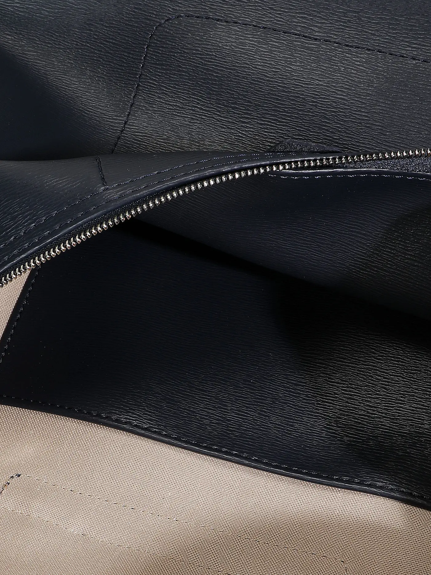 LONGCHAMP | Le Pliage City Rucksack Medium, Navy | dunkelblau