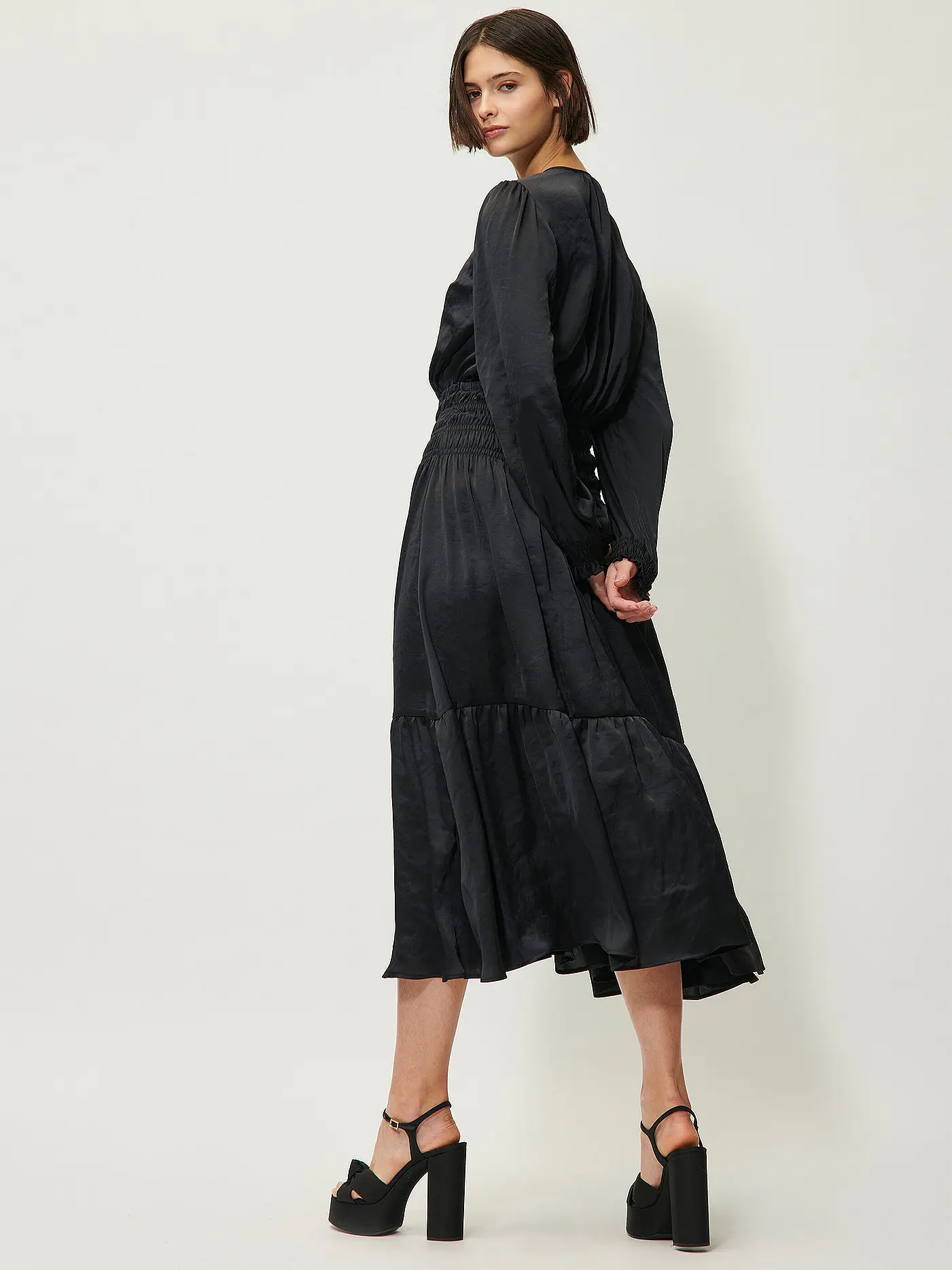 LUISA CERANO | Midikleid  | schwarz