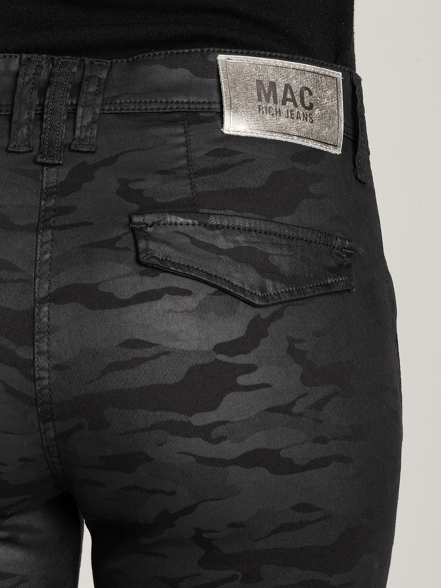 MAC | Hose RICH CARGO COATING | schwarz