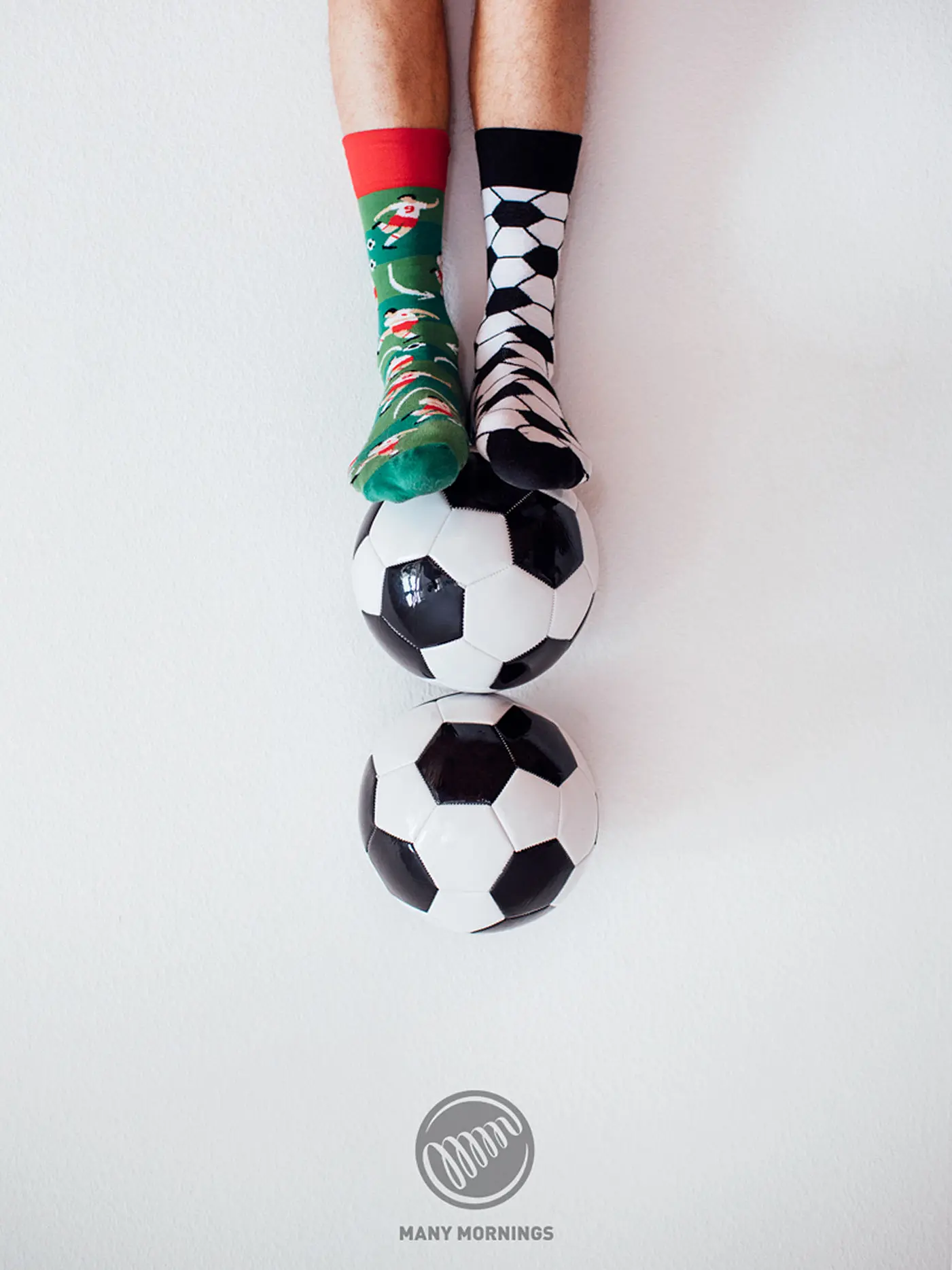 MANY MORNINGS | Damen Socken FOOTBALL FAN gruen | grün