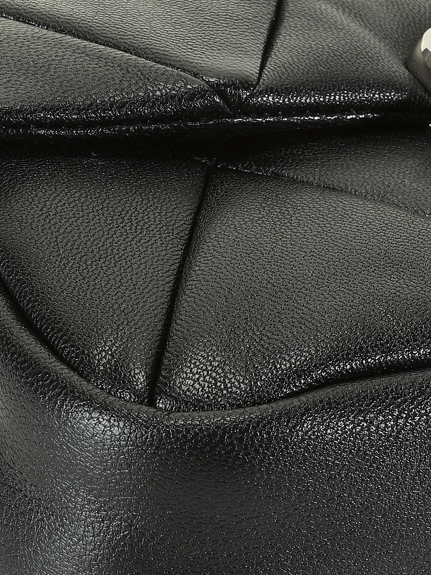 MARC JACOBS | Ledertasche - Mini Bag THE SOFT SHOULDER BAG | schwarz